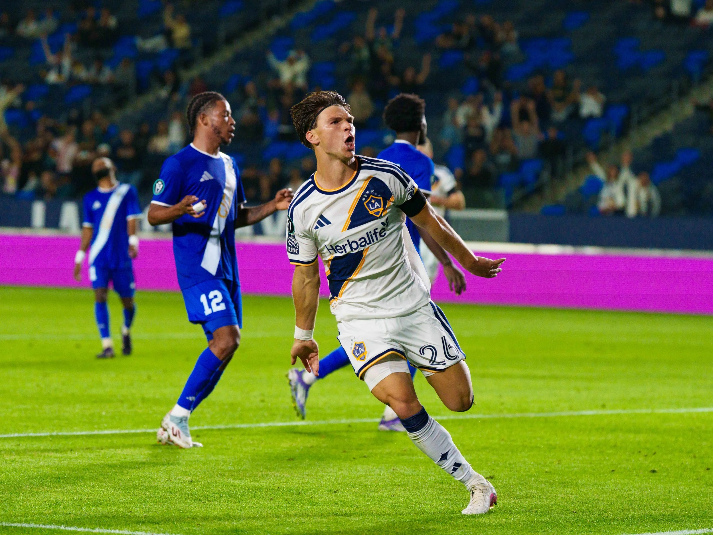 Galaxy Set Their Sights on Kingston: One Step Closer to CONCACAF Glory