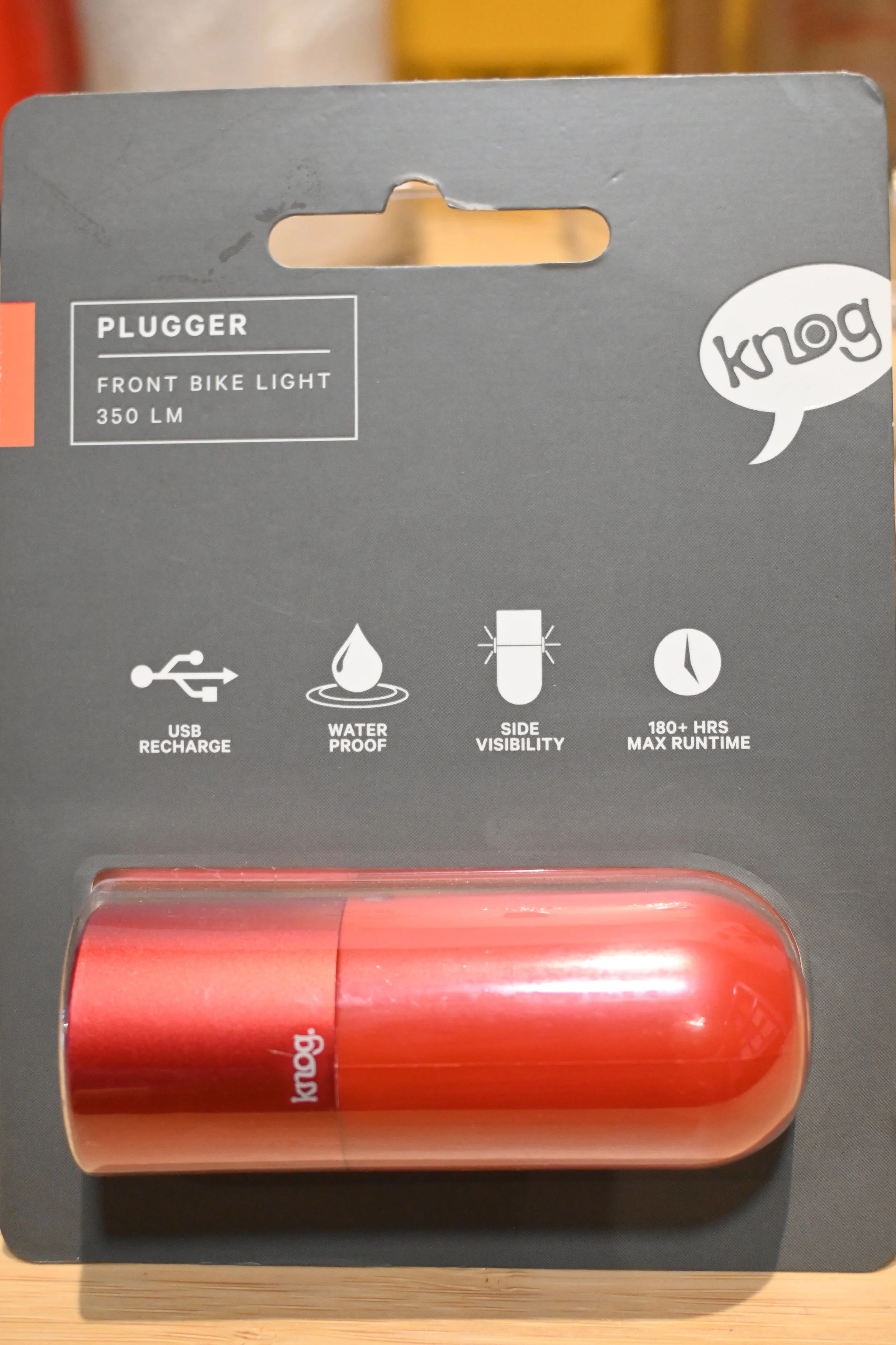 Knog_Plugger_350R_f.JPG
