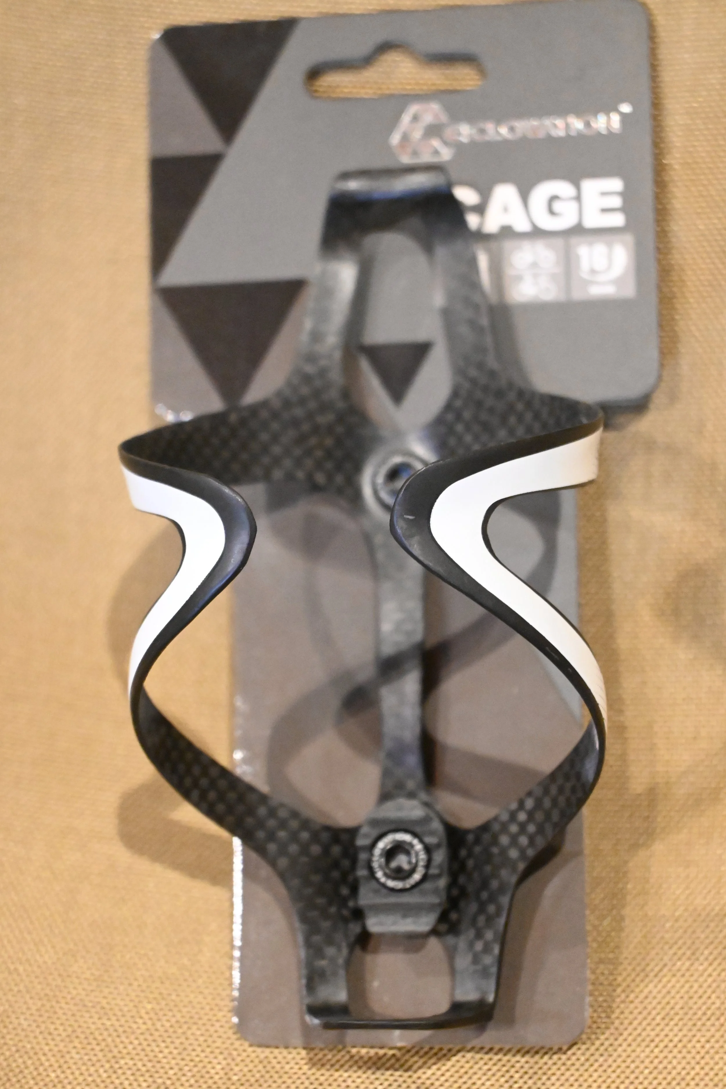 Ciclovation Cage Tai Chi Fusion Pearl White 2.JPG