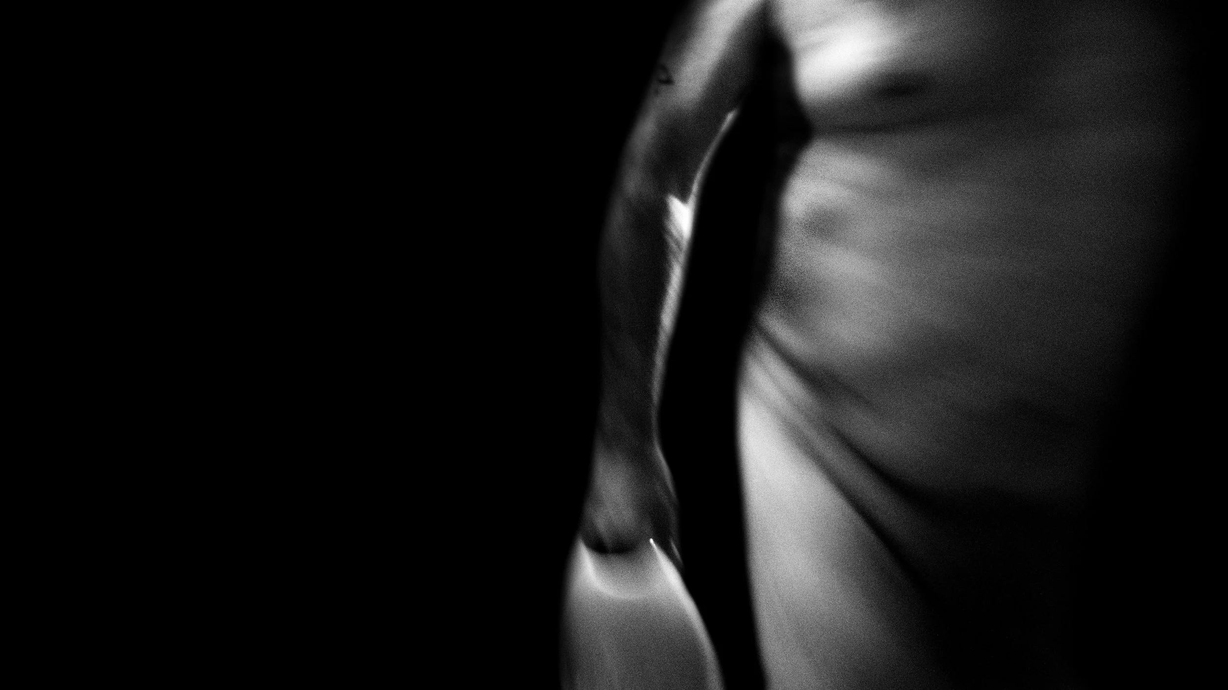 Walking away with a Vase - Studio Dentergem