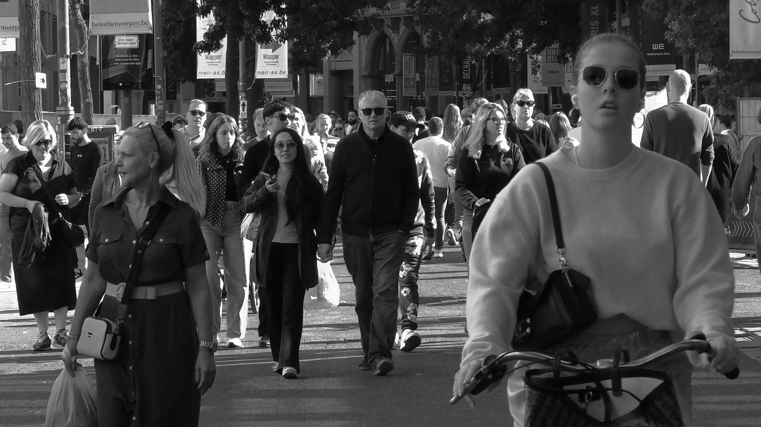 Sunday Afternoon - The Couple - Antwerp