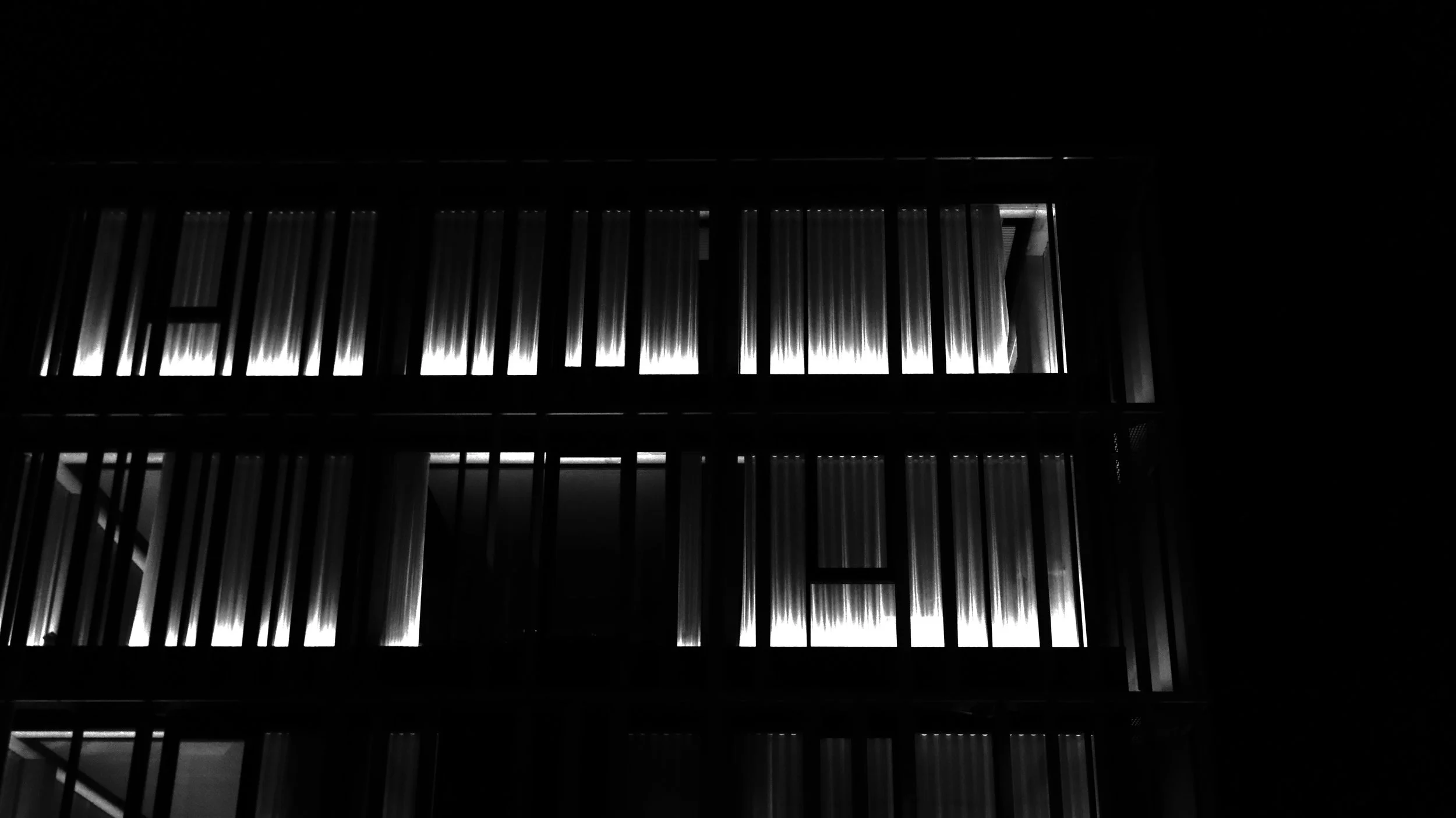 This Building never Sleeps - Tielt