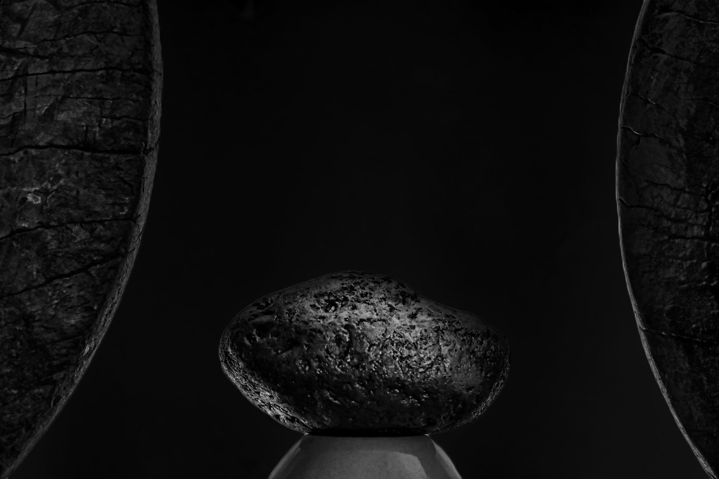 Composition of Wood, Ceramoc and Stone - Studio Dentergem