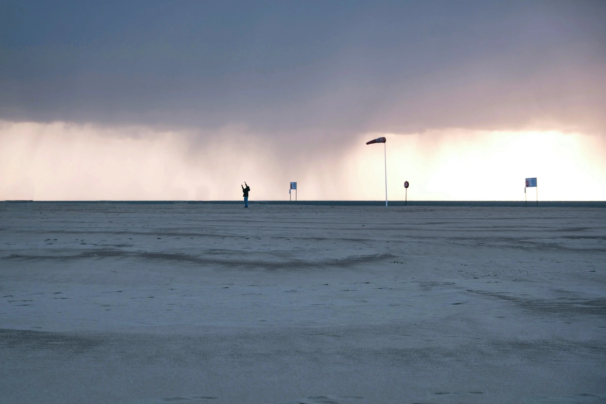 Rain's a'coming - Ostend