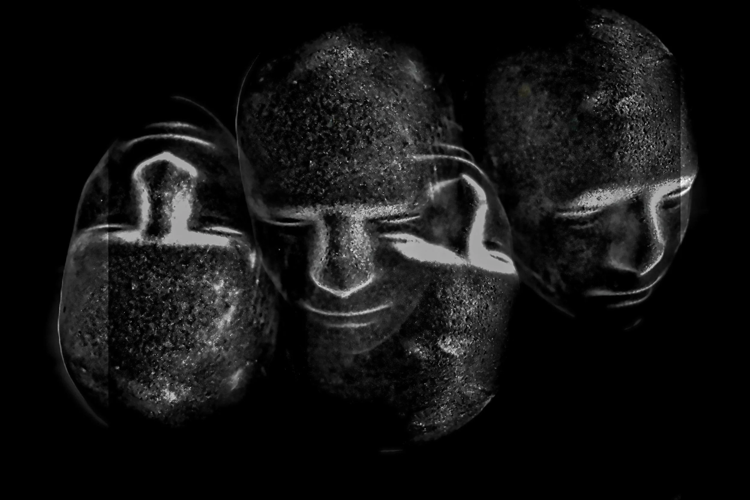 Persona and Shadow (Four FigureHeads) - Studio Dentergem