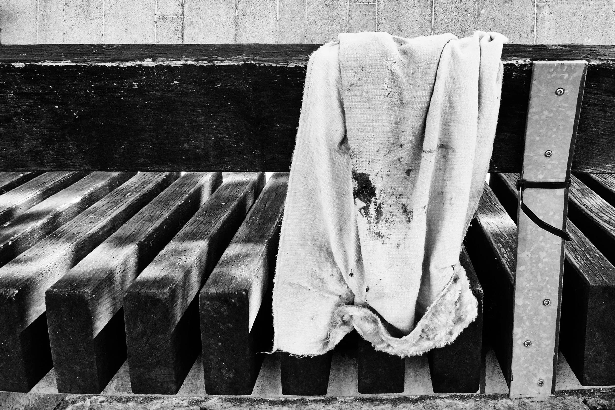 Mop on a Bench - sep 2025 - Péruwelz