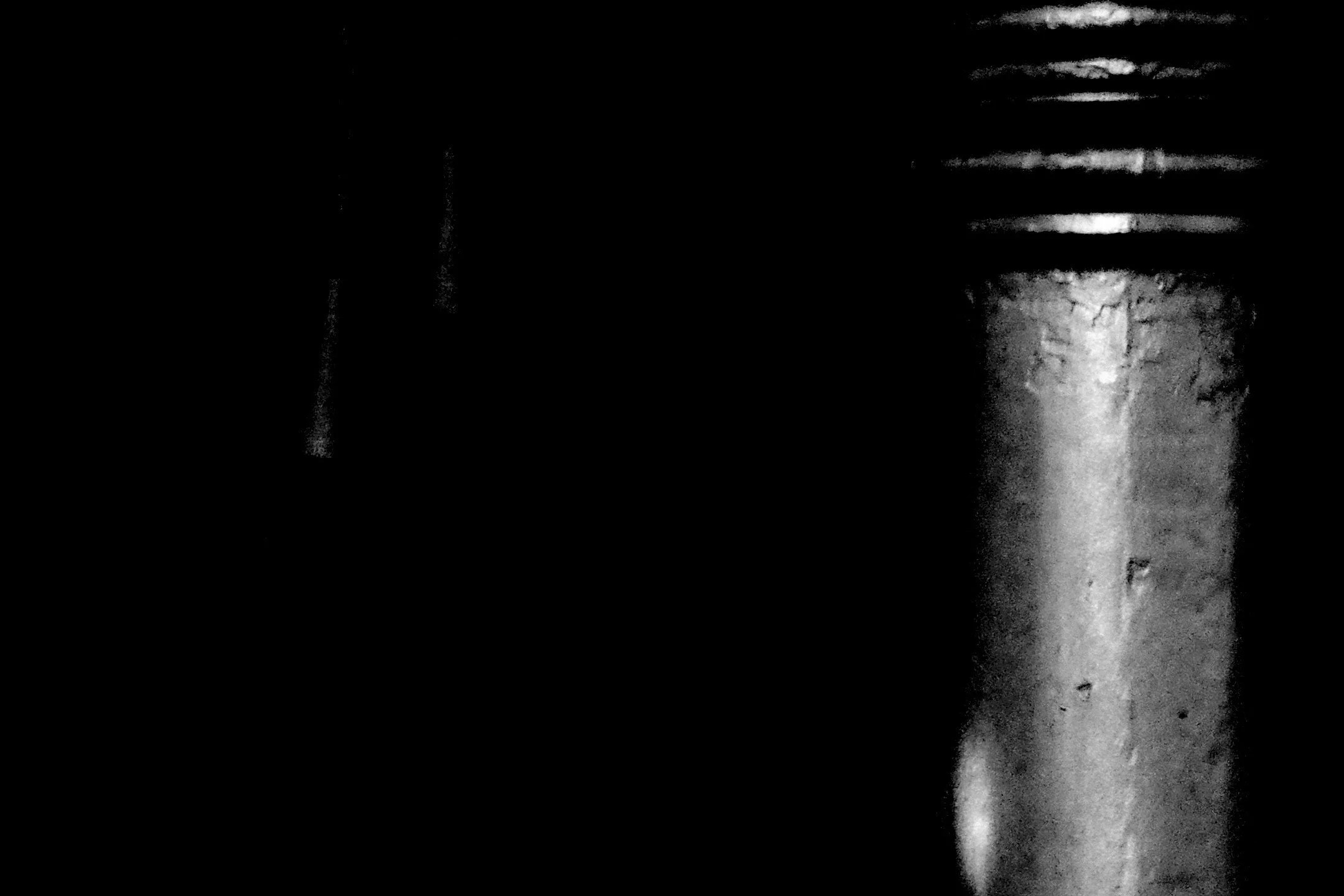 Pillar Popping from Darkness - Oudenaarde