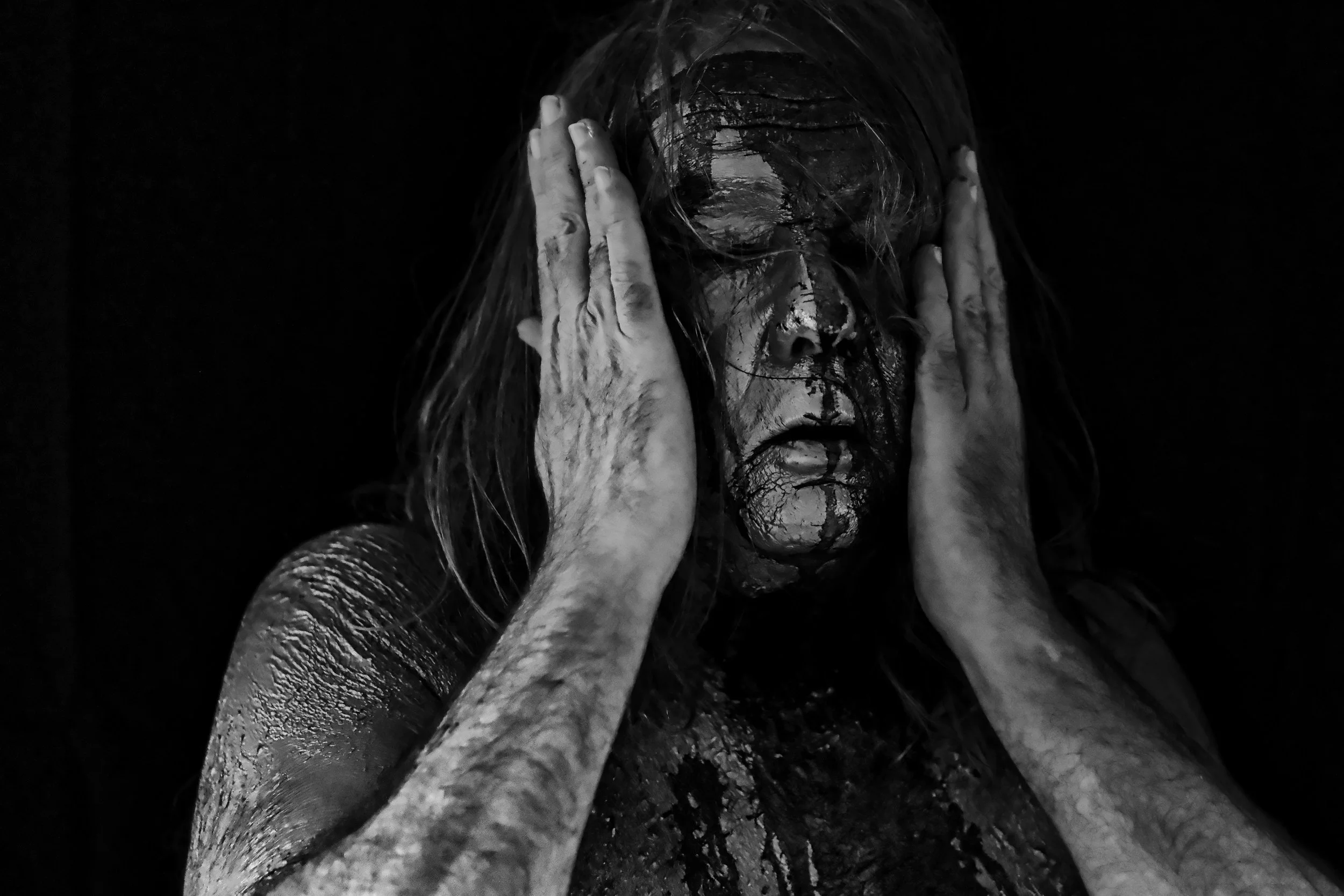 Confined - Studio Dentergem