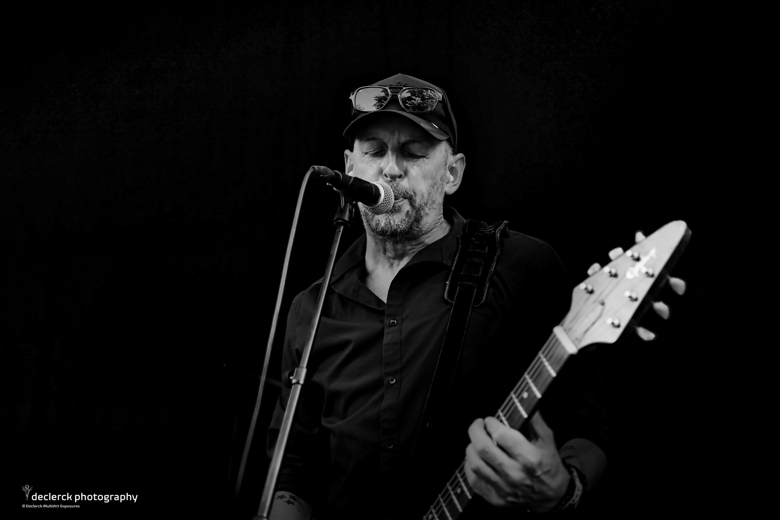 Pussy Juice ft Weireldverbeteroars @ Dreef Festival - Take #10.jpg