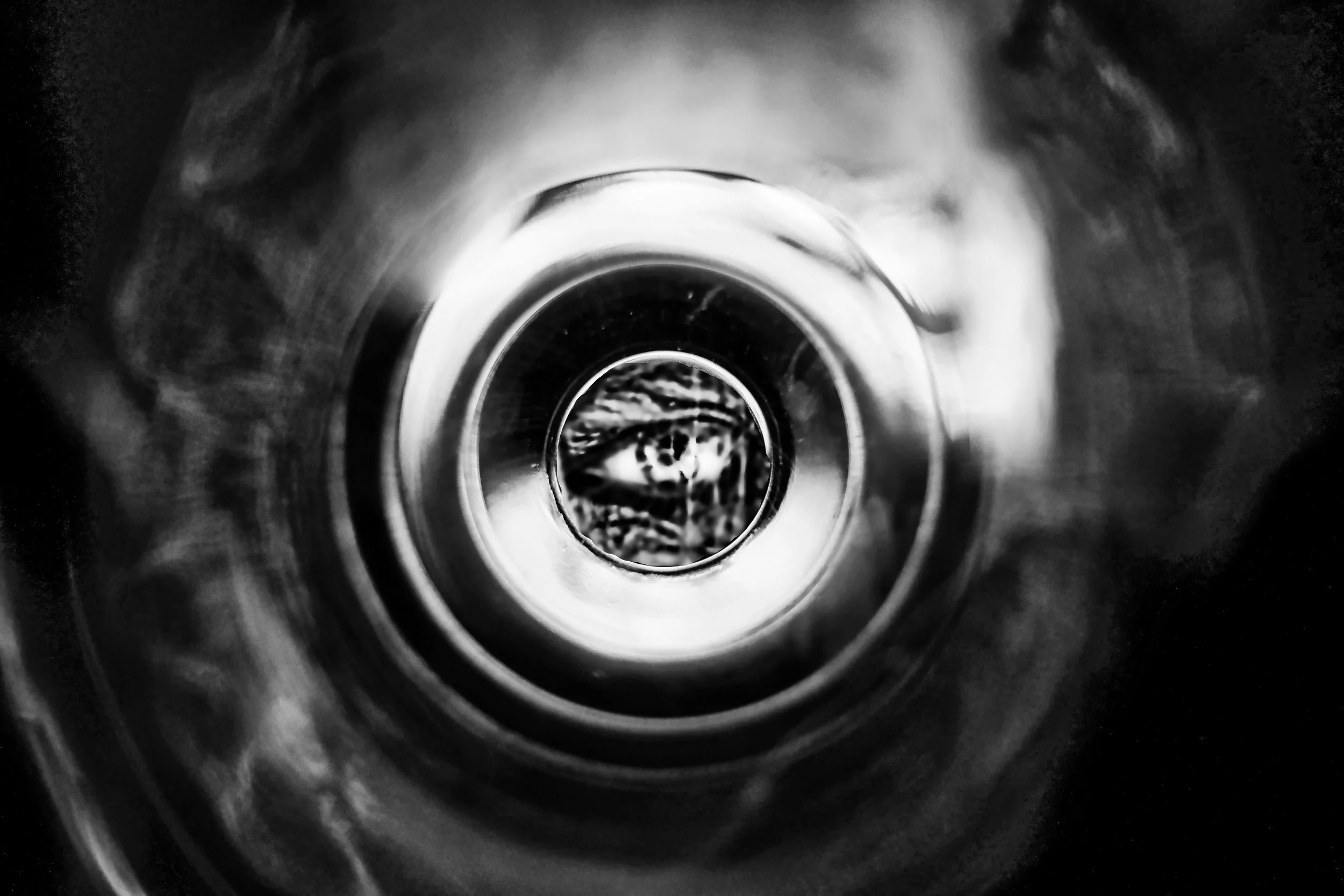 The Eye of a Beautiful Loser - Studio Dentergem