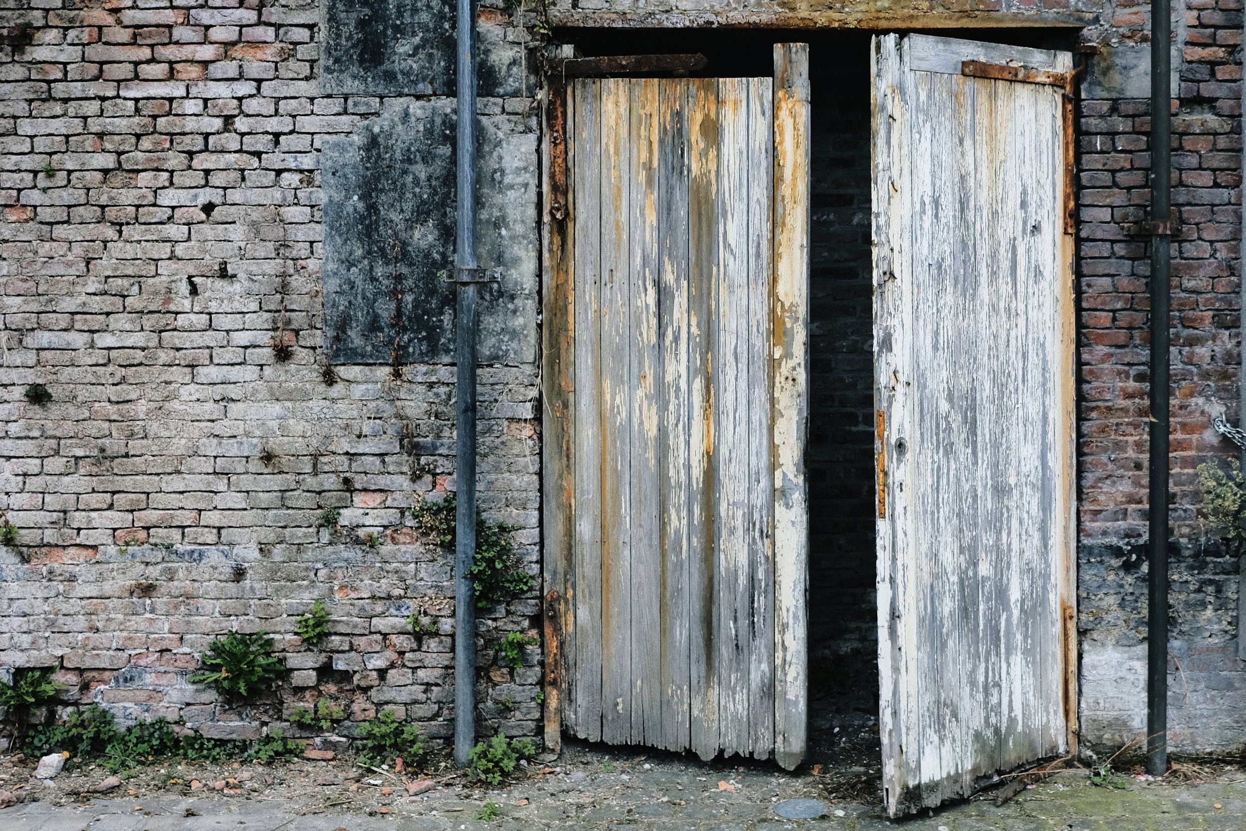 Door left open - sep 2025 - Dendermonde