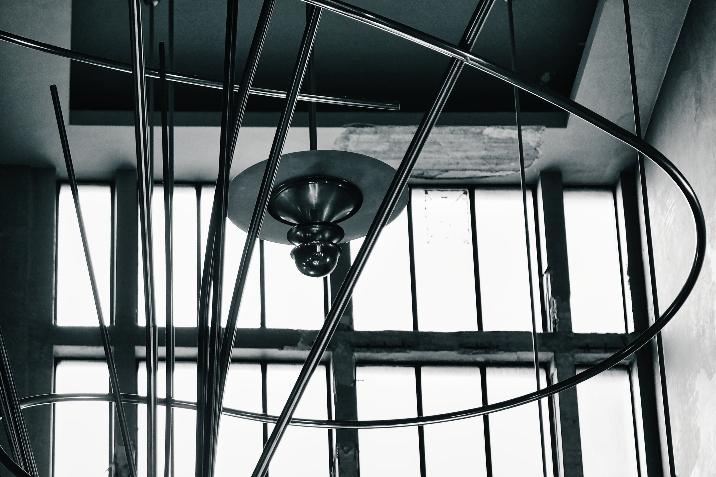 Spiraling Metal Sculpture - jan 2026 - Blankenberge