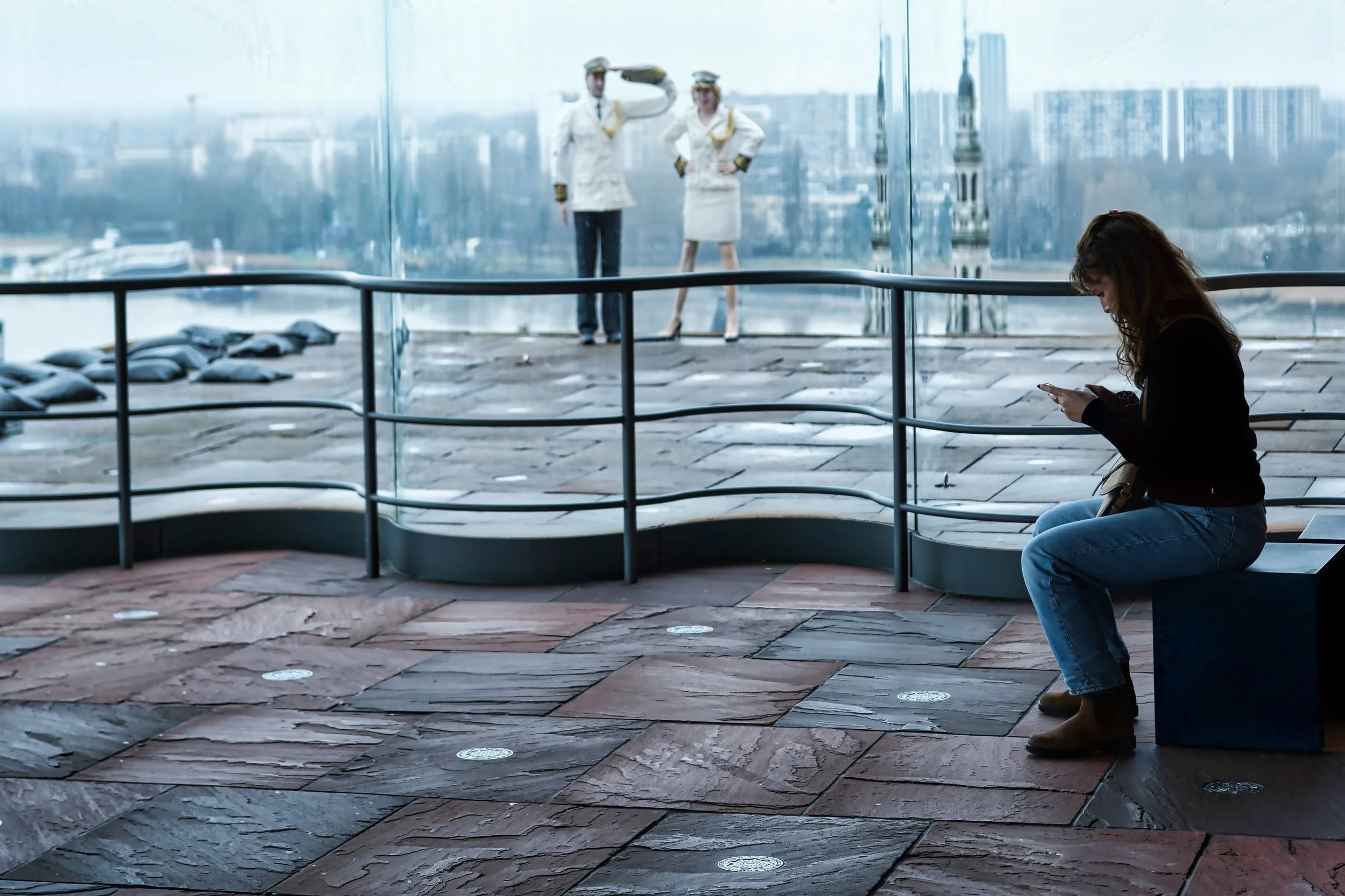 Texting to the Admiral and his Wife - feb 2026 - Antwerp