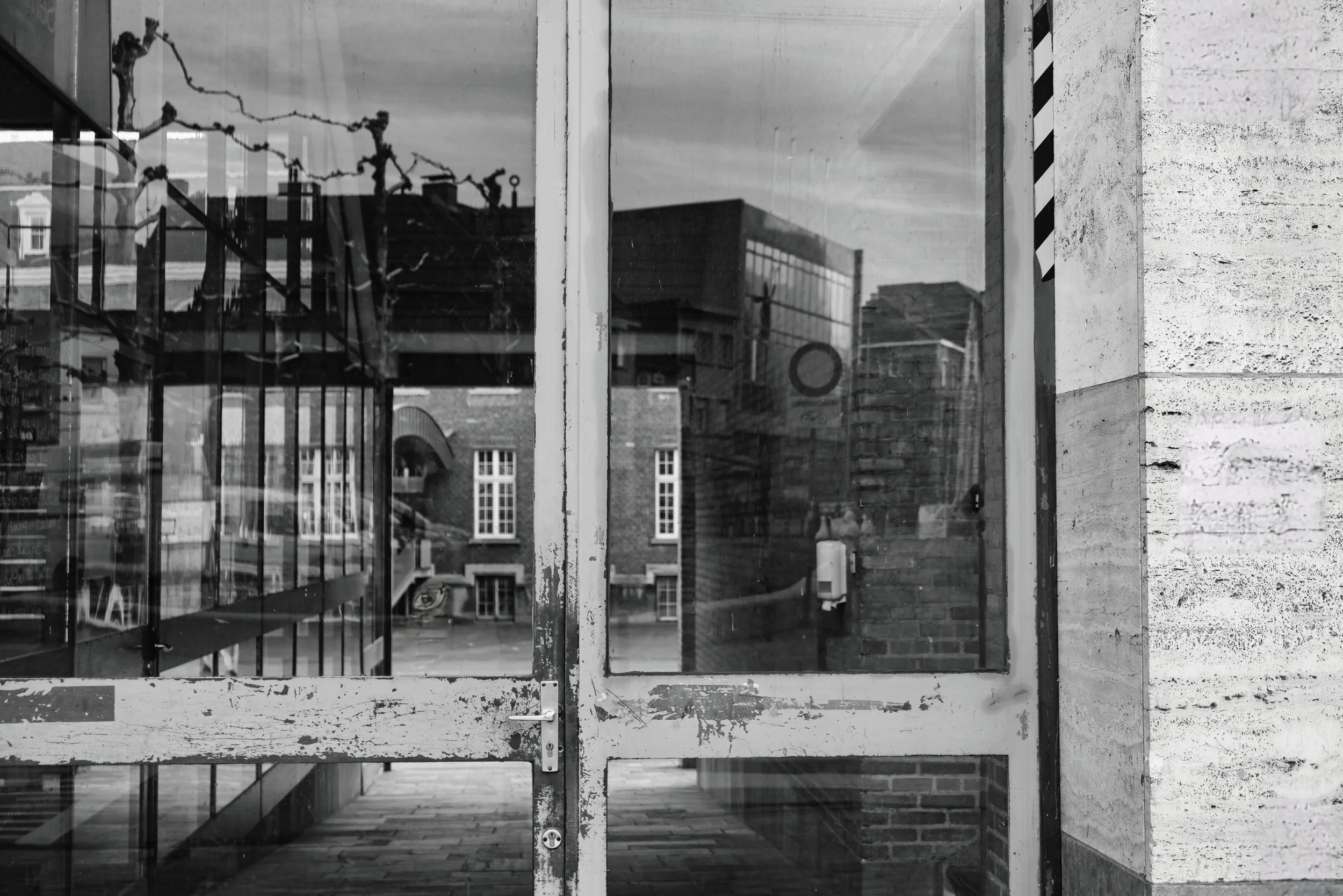 Waiting for a Playground Twist - Roeselare