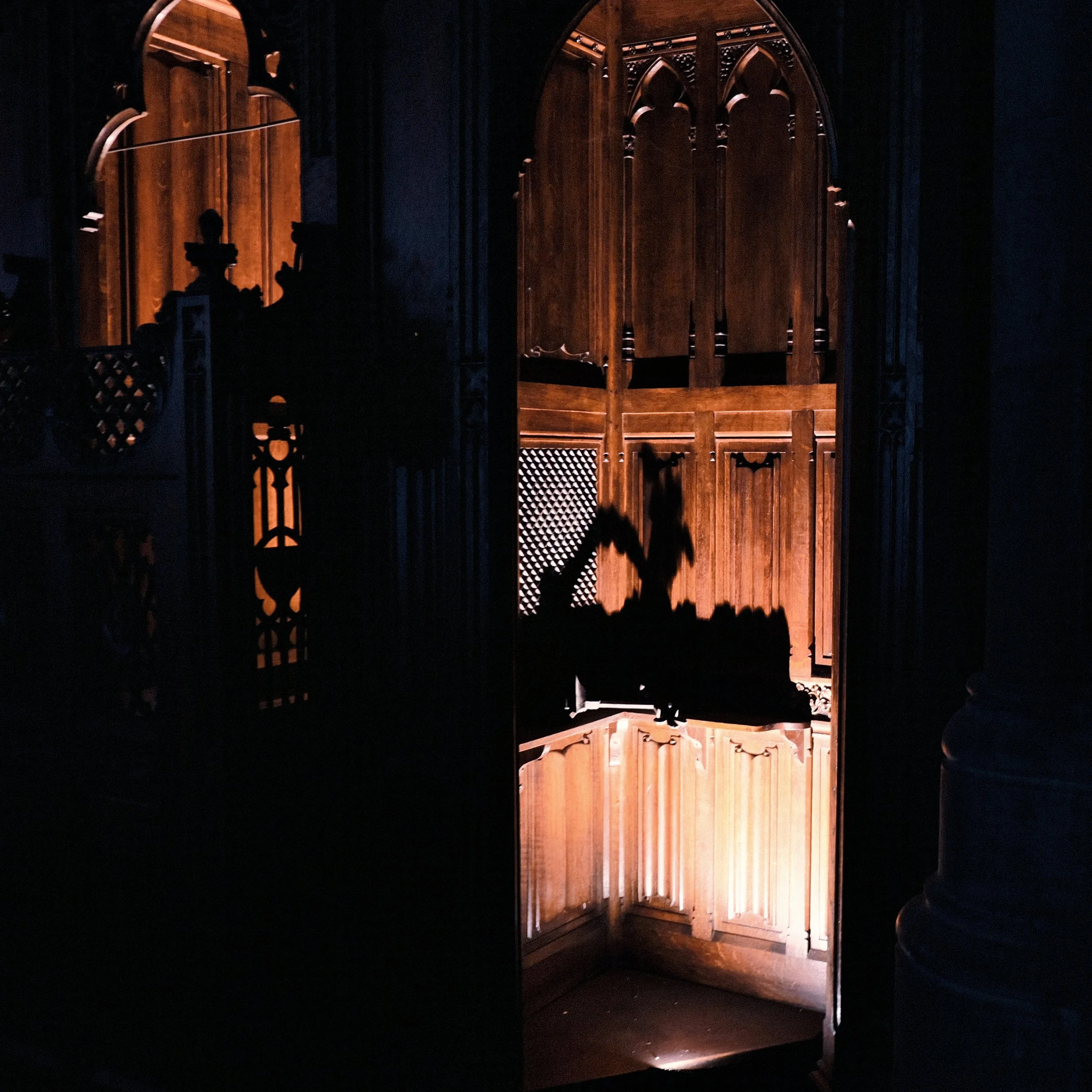 Confessional - Ostend