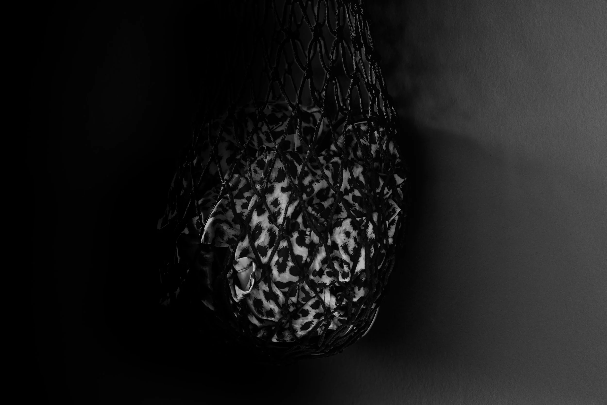 Leopard Suit in a Net - Studio Dentergem