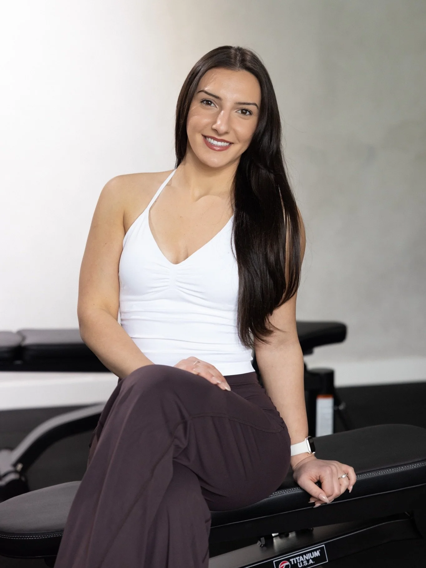 A personal branding shoot for Dragana from @form.with.d, capturing the start of her journey into personal training. 🤎
Passionate about fitness and empowering women to feel strong and confident, she&rsquo;s building something for women who genuinely 