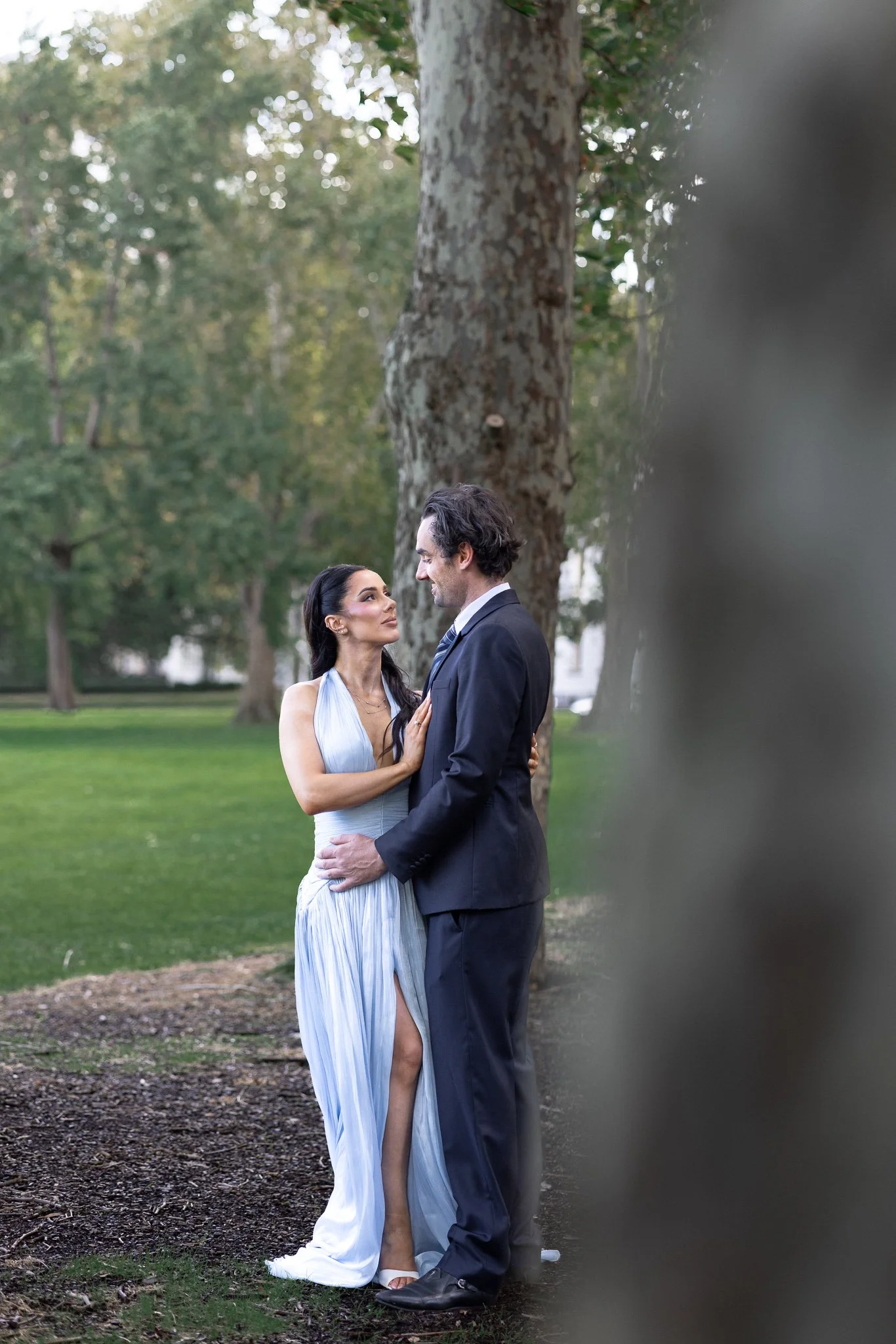 melbourne-engagement-photographer-fitzroy-gardens.jpg