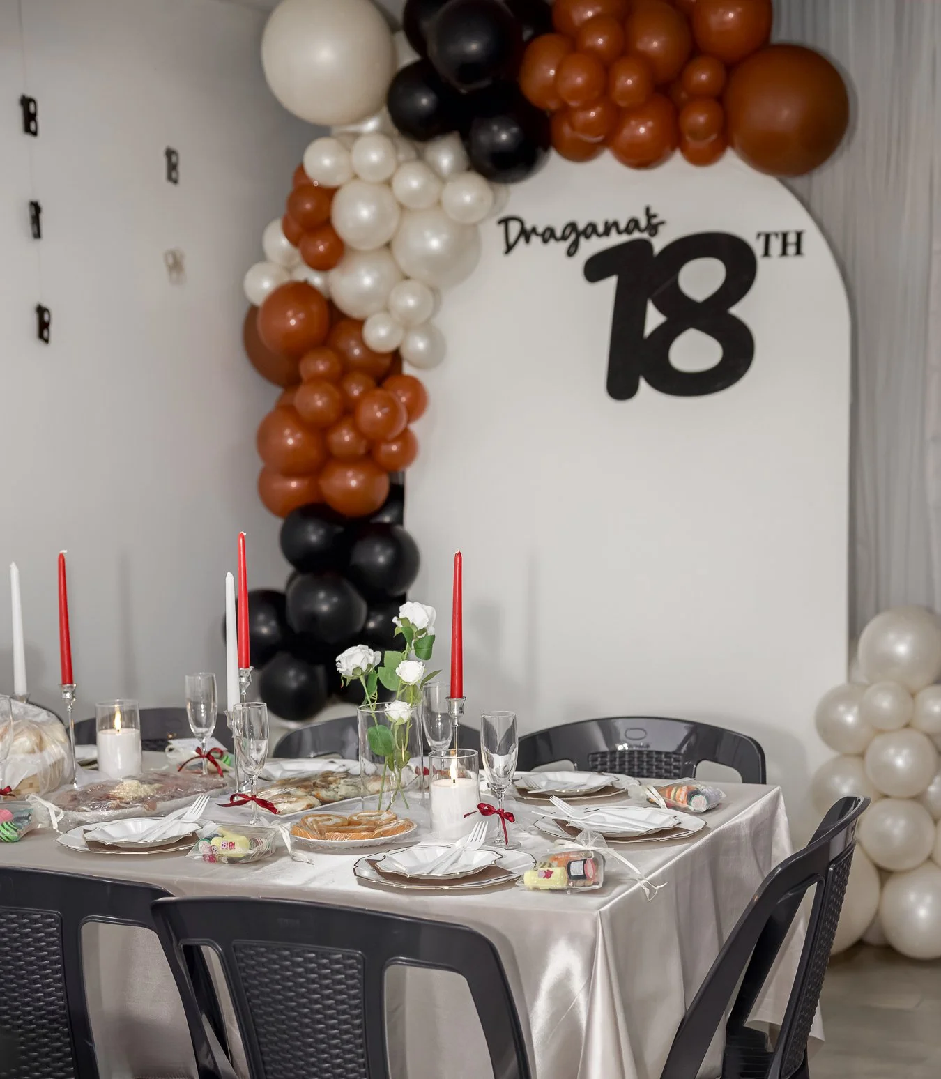 melbourne-18th-birthday-photography-elegant-party.jpg