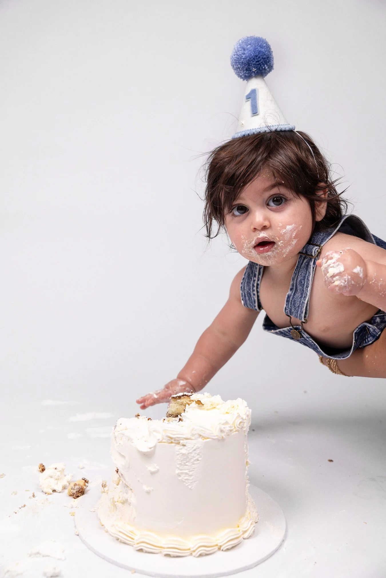 melbourne-editorial-cake-smash-photography-first-birthday.jpg