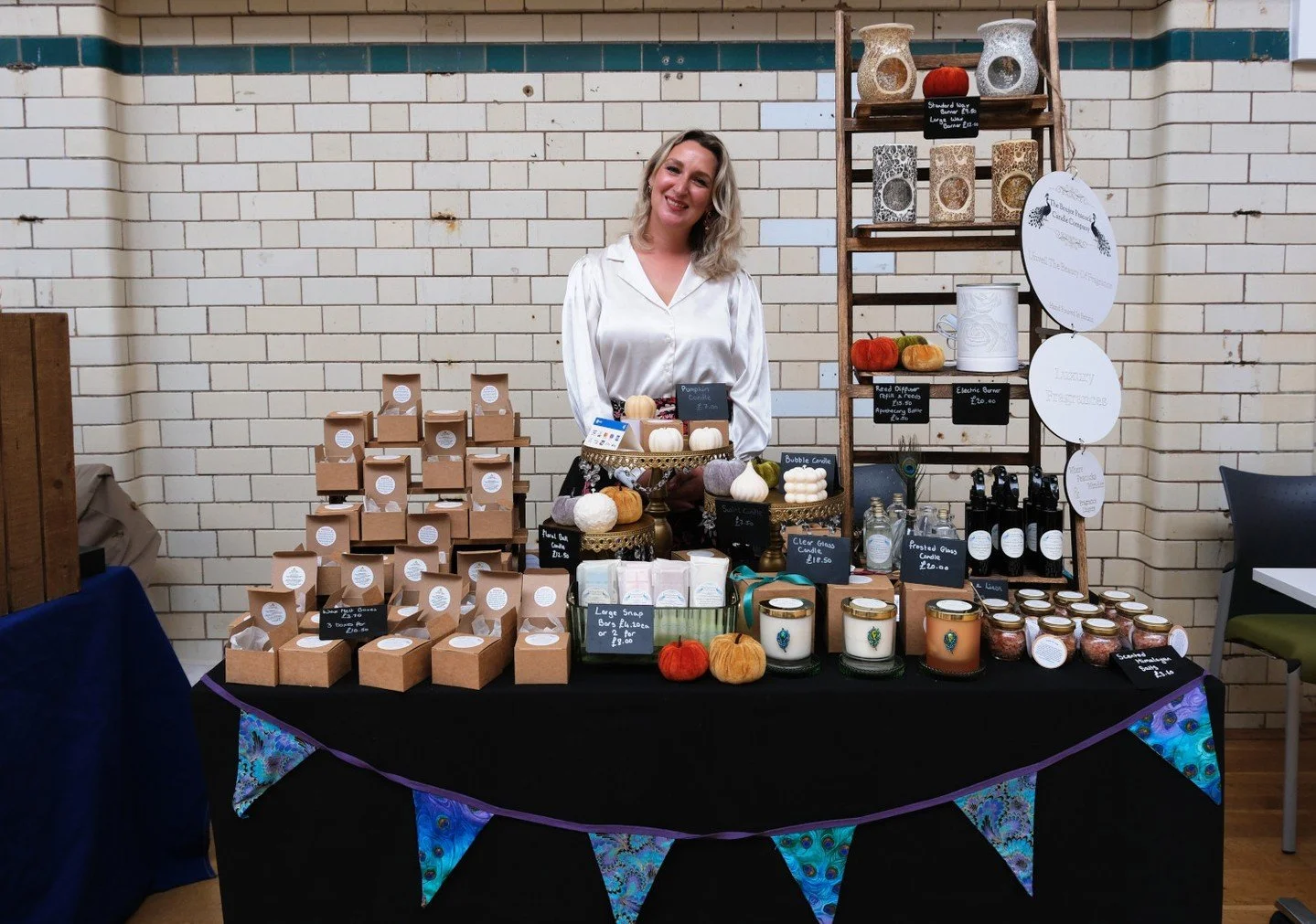 The countdown is on! ❄️⁠
⁠
We're busy working behind the scenes to bring you the most wonderful Winter Market. Our volunteer Phil Banting has been capturing special moments from our Autumn market. 📷️⁠
⁠
🗓️ Mark your calendars, we'll be back at @sti