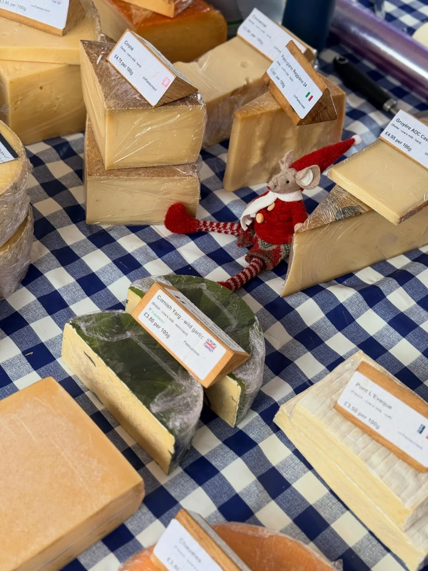 ✨ Weekends like that are why we love Stirchley so much!

Our festive market was overflowing with good vibes &mdash; amazing stalls, tasty treats, and the best community around. 🎄💕

Huge appreciation to our brilliant traders and volunteers who make 