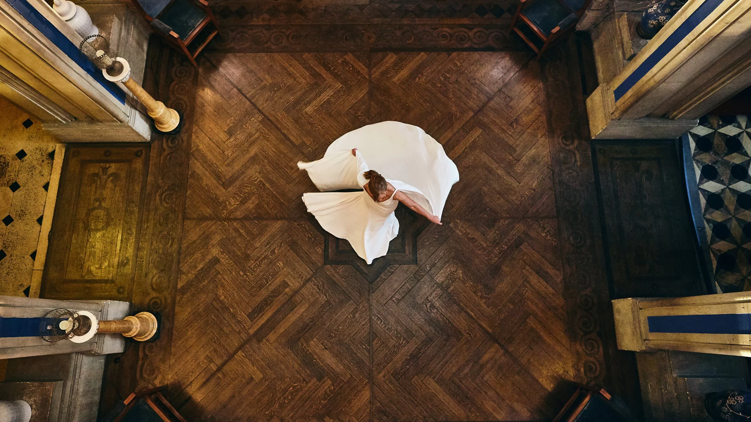 16-22-57 Emily Iain Wedding Grittleton House_Website portfolio.jpg