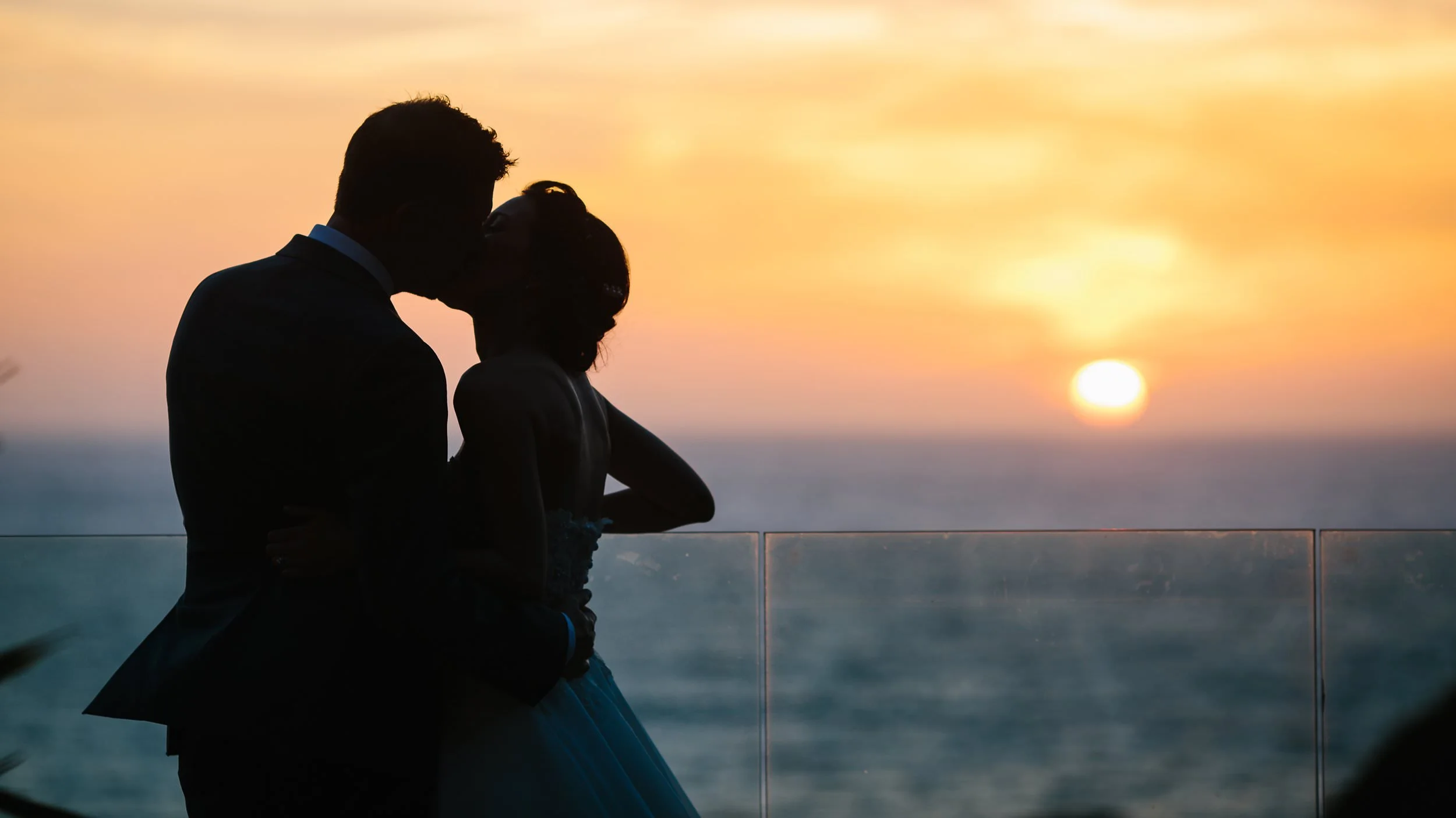 212928 Charlie Cam Tunnels Wedding-2_Website portfolio.jpg