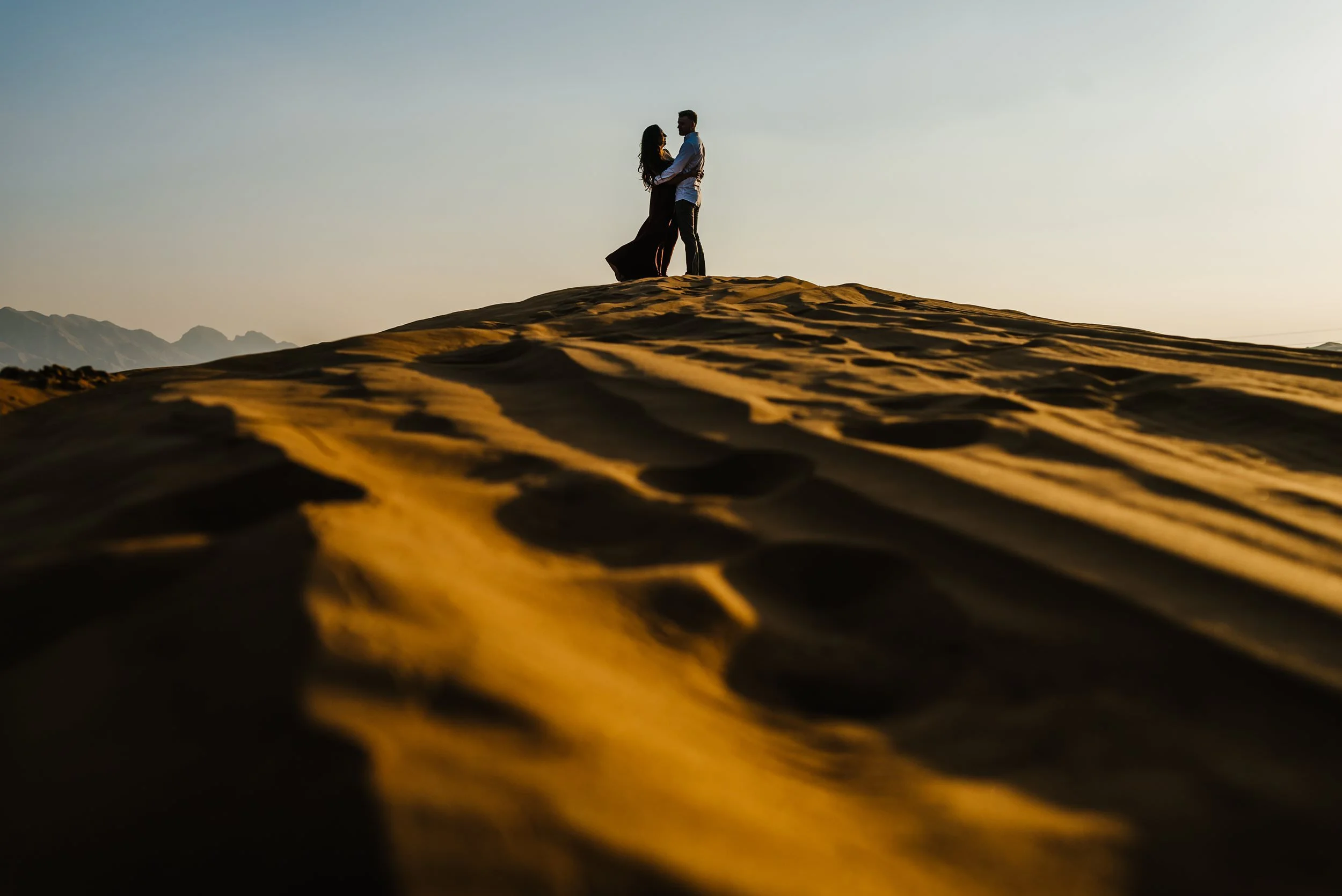164419 Nadia Ross Dubai Desert Shoot_Website portfolio.jpg