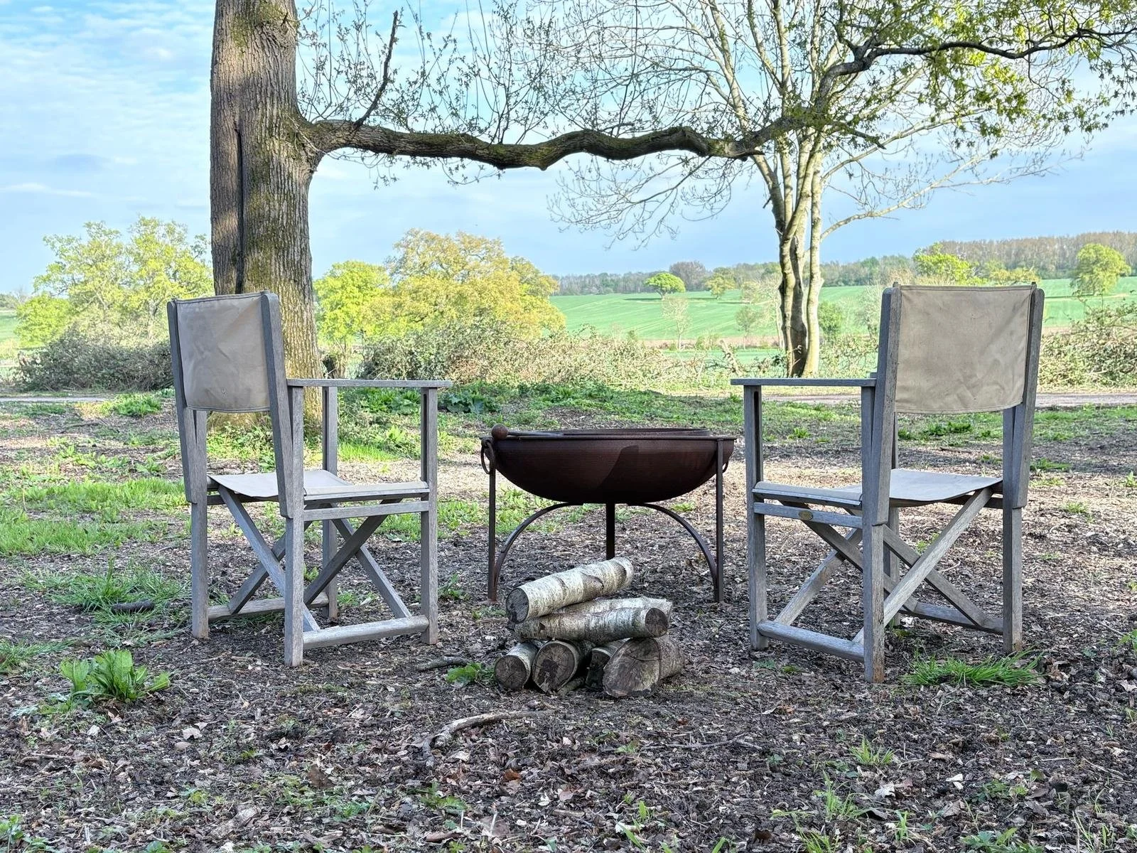 Glamping Bedfordshire Woodland retreat 3.jpg