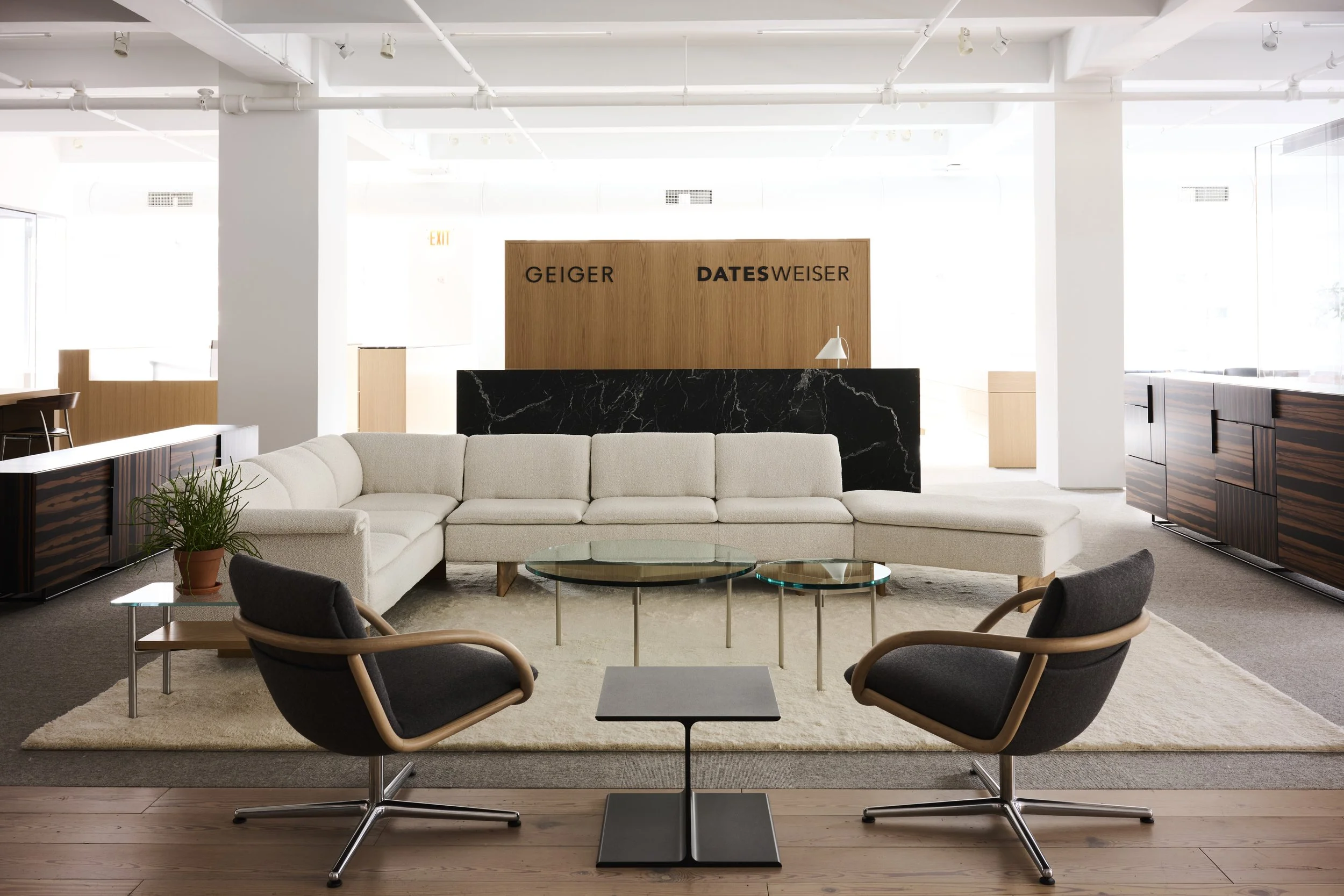 GGR_NYShowroom_2024_11_23_Shot_11_0366.jpg