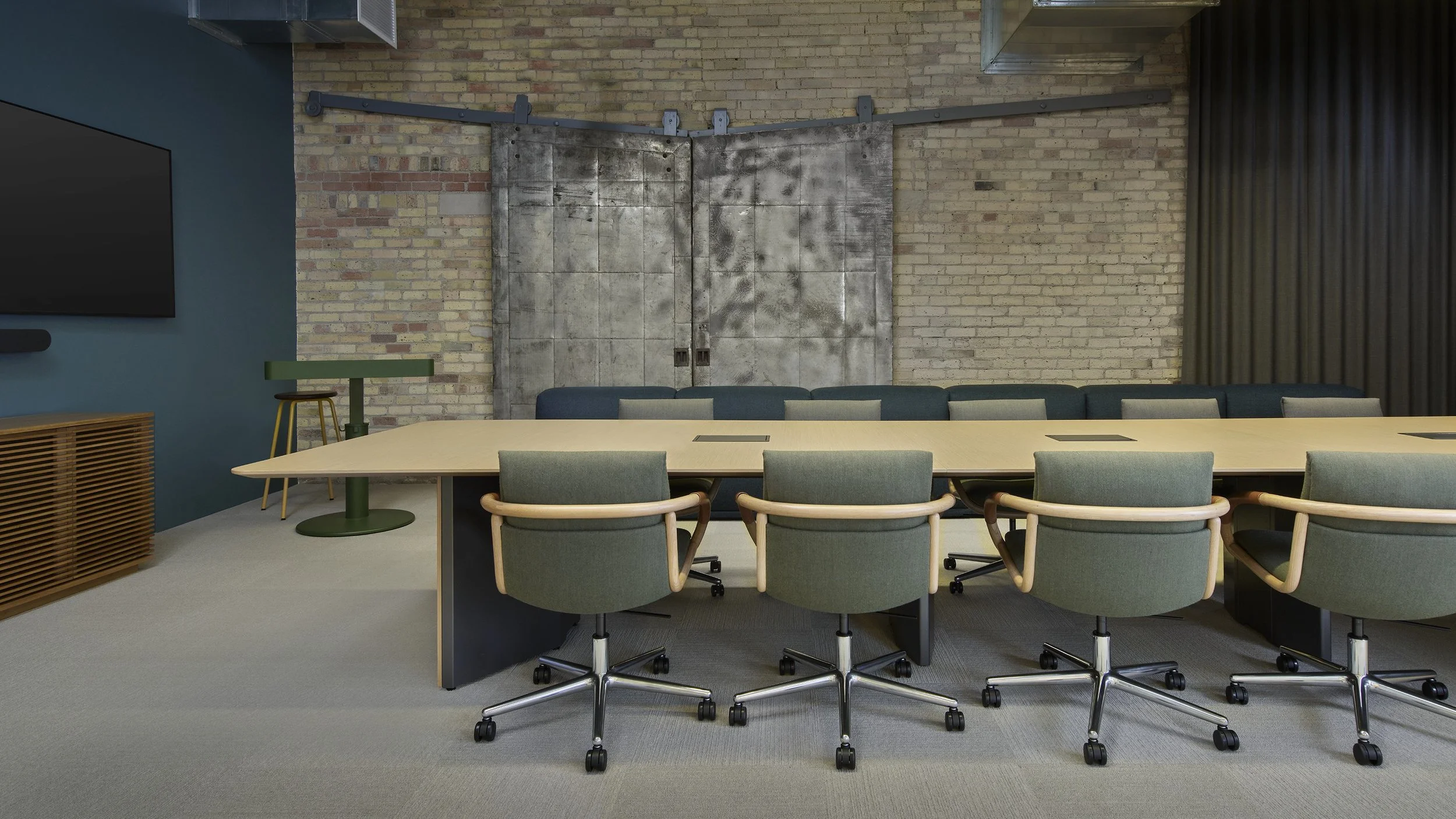 MK_Toronto_Showroom_62975.jpg