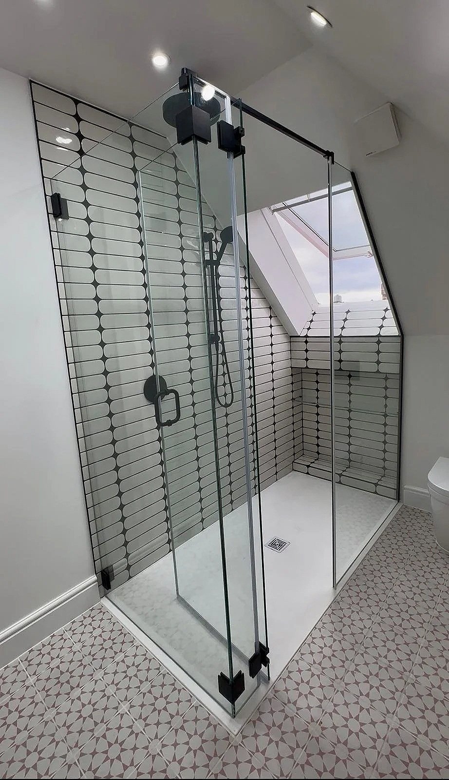 Frameless Shower Screen Installation – New Malden, Surrey