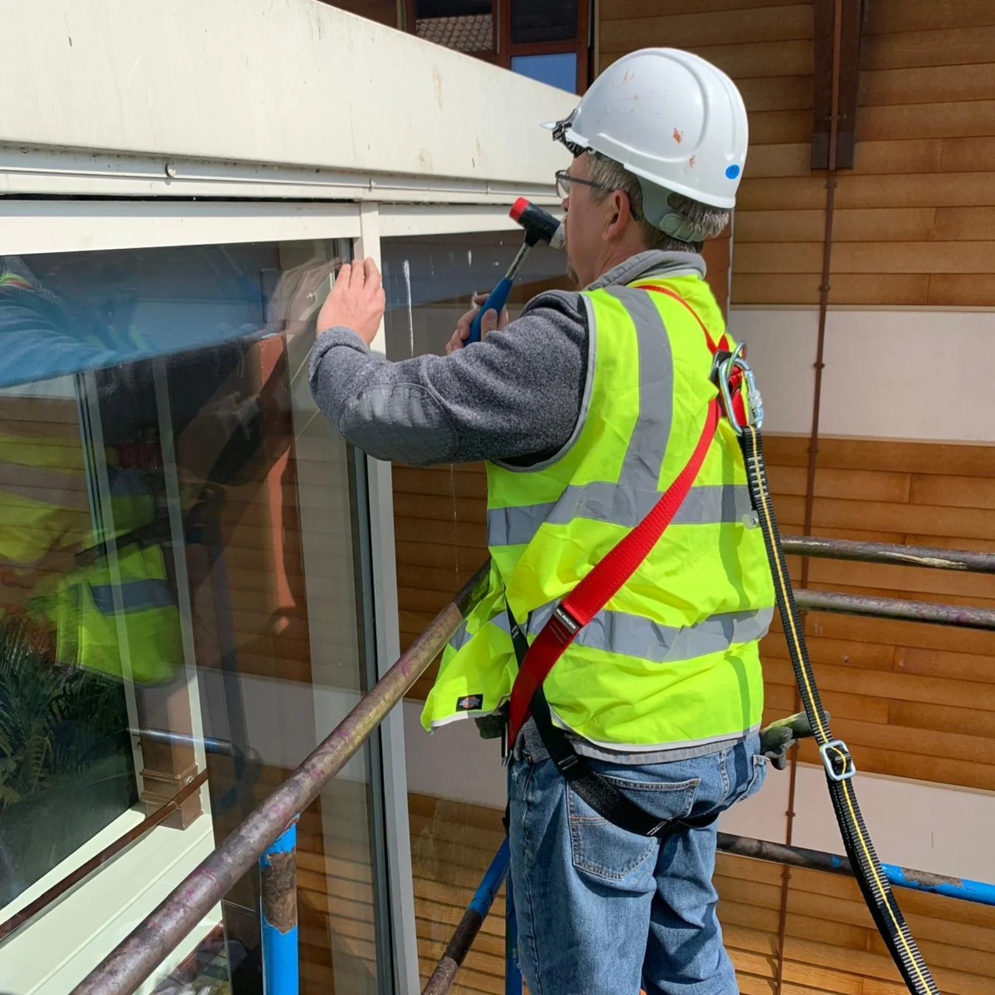 chessington-high-level-window-replacement-installation.jpg