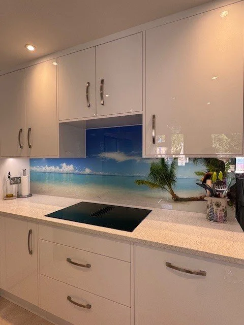 tropical-beach-palm-tree-uv-printed-glass-kitchen-splashback-kingston-kt2.jpg