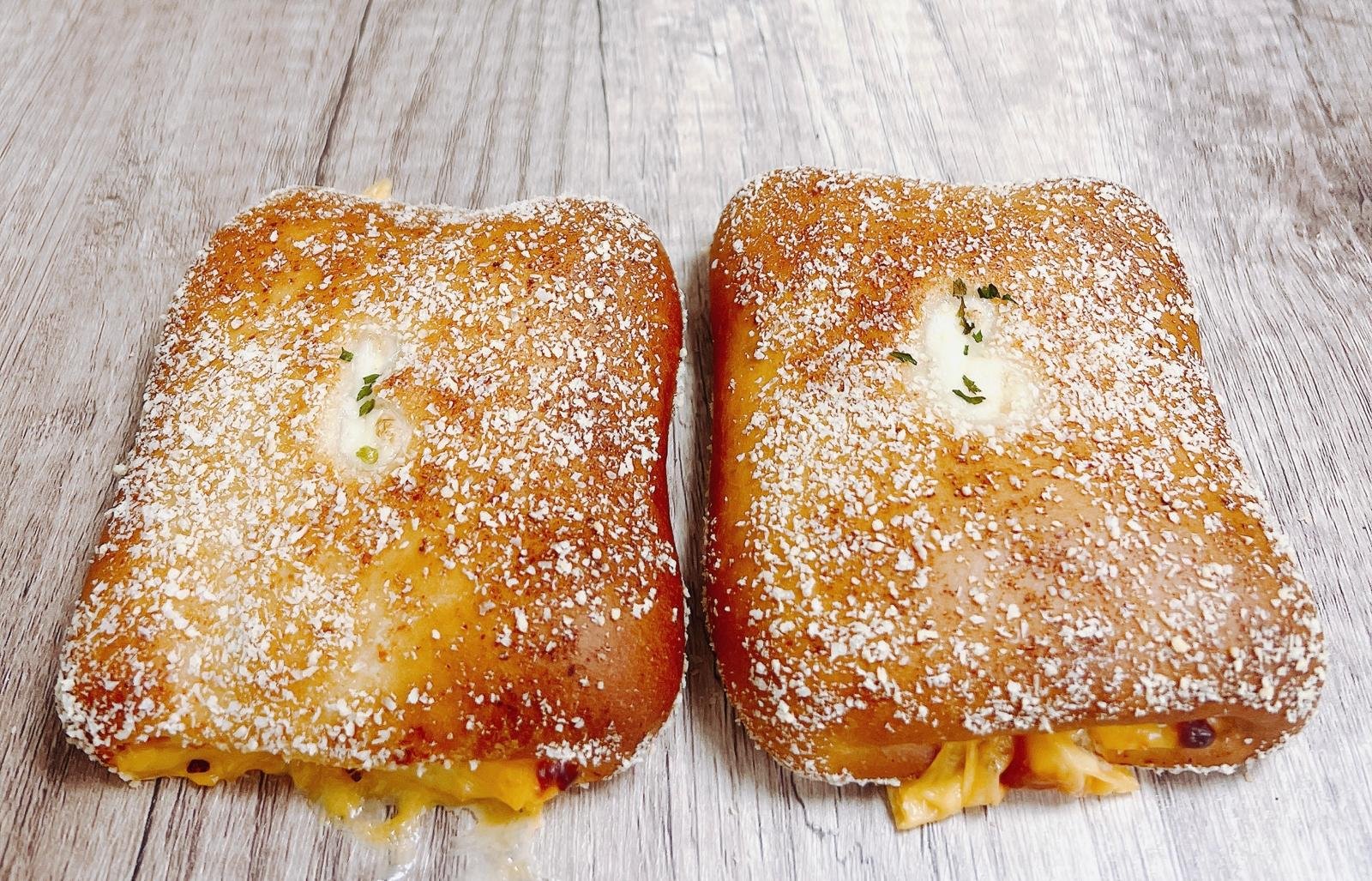 火腿起司麵包 Ham and Cheese Bun