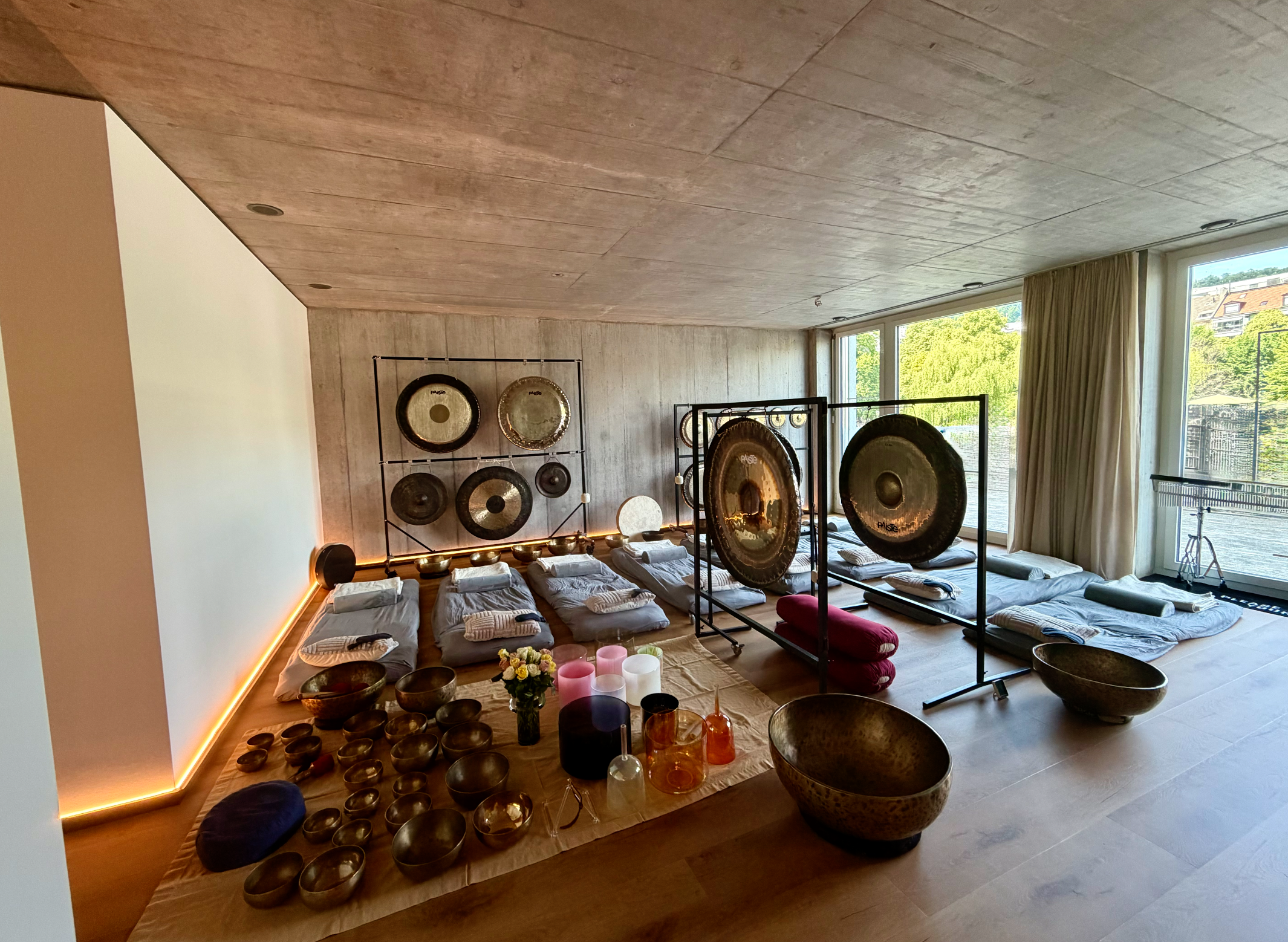 March, Sunday Sound Healing Ceremony, Zürich