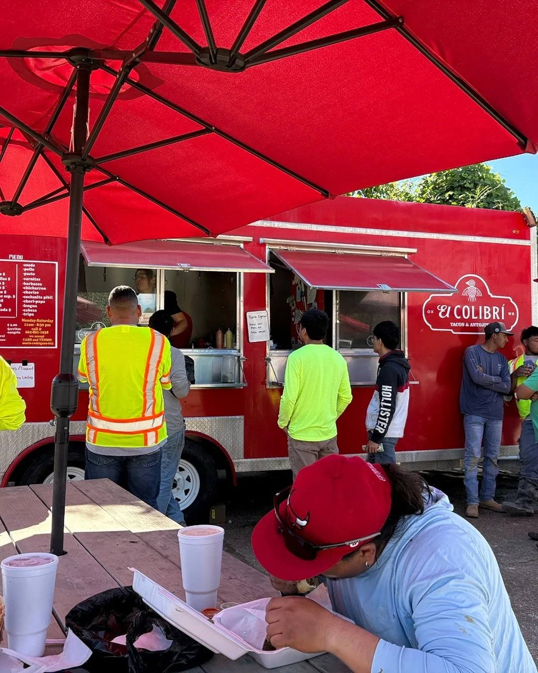 A beautiful day for lunch @el_colibri_ox Tacos al pastor, extra pineapple, on the way. Maria Rodriguez is the queen hummingbird of North Lamar.