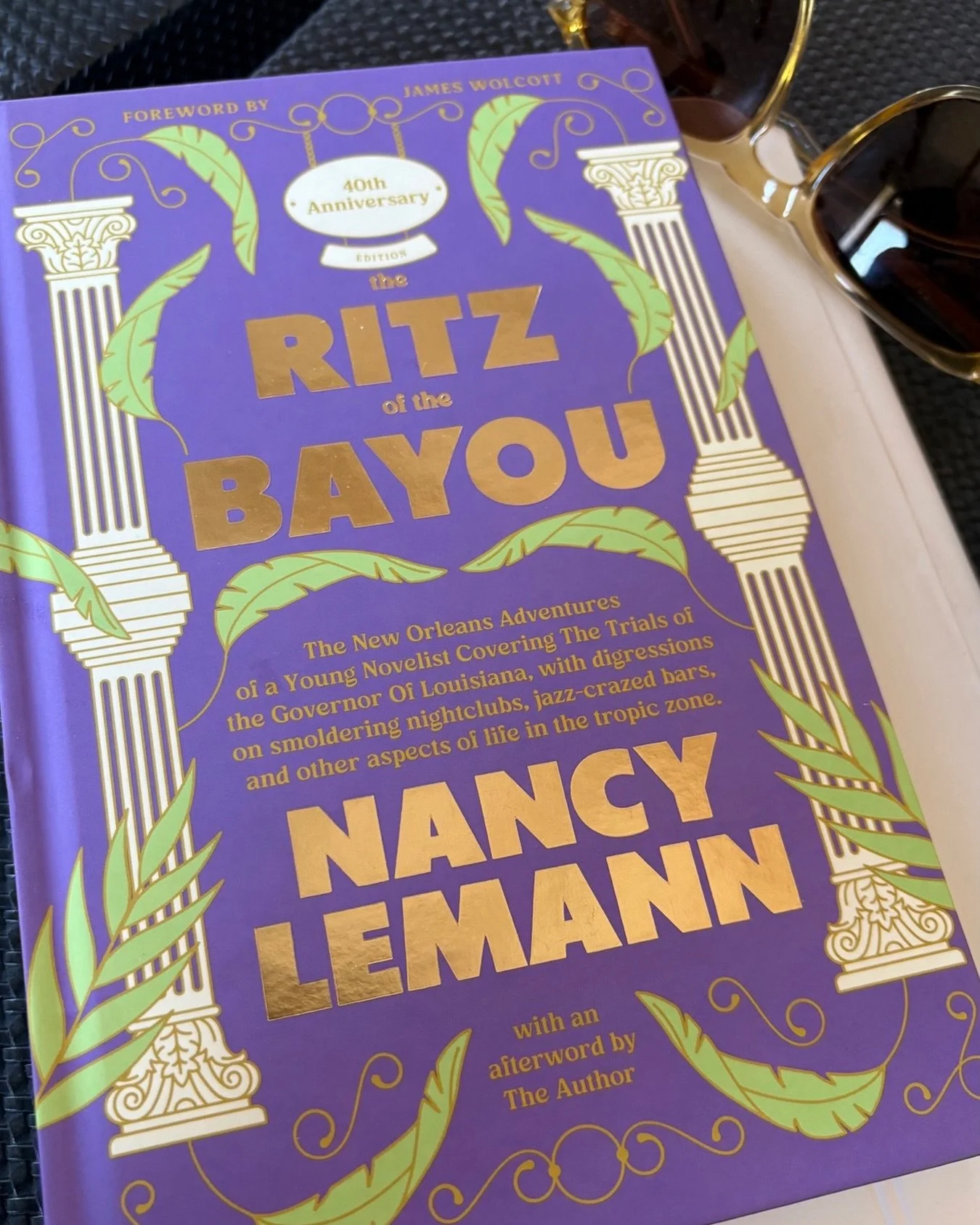 Vacation read from LA in IT, highly recommended, and tightly packed with lovely and odd sentences like this one: &ldquo;The mayor of Alexandria had been attempting to communicate with the Kremlin through a ring which he wore on his finger, bringing l