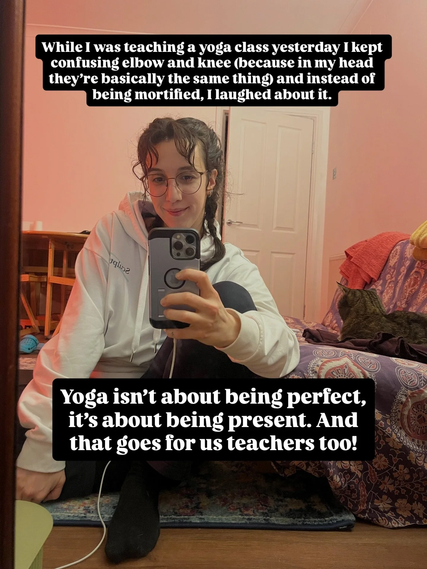 Do you agree? 👆🏻

Also, elbows are the knees of the arms and knees are the elbows of the legs. It makes total sense, right? RIGHT??

#yogateacherlife