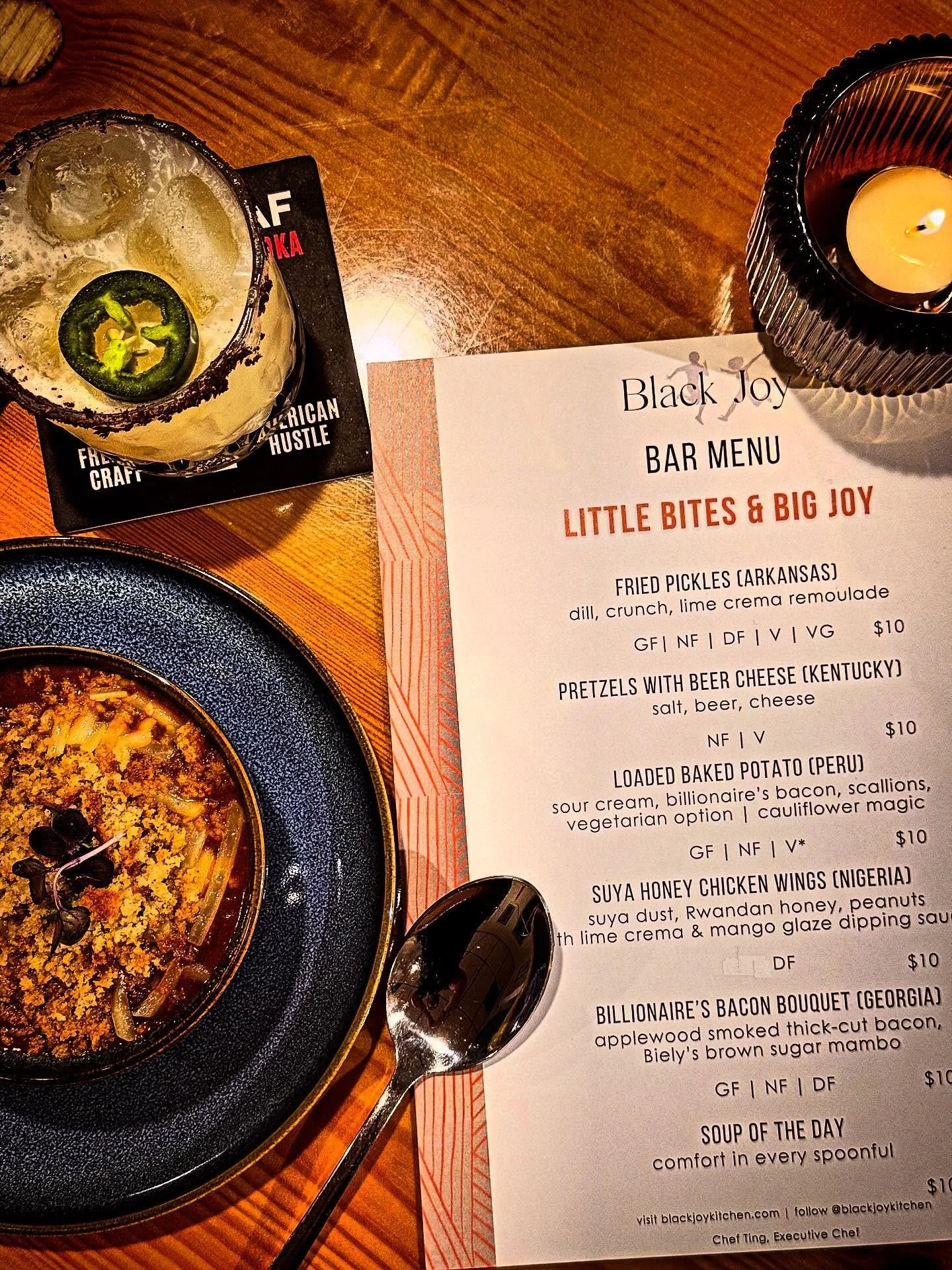 It&rsquo;s the freakin&rsquo; WEEKEND, baby! 🎉
We&rsquo;re kicking things off at 4pm with our Bar Menu: Lite Bites, Big Joy &mdash; all the $10 snacks your heart (and stomach) deserves, served exclusively at the bar from 4&ndash;9pm tonight, Friday 