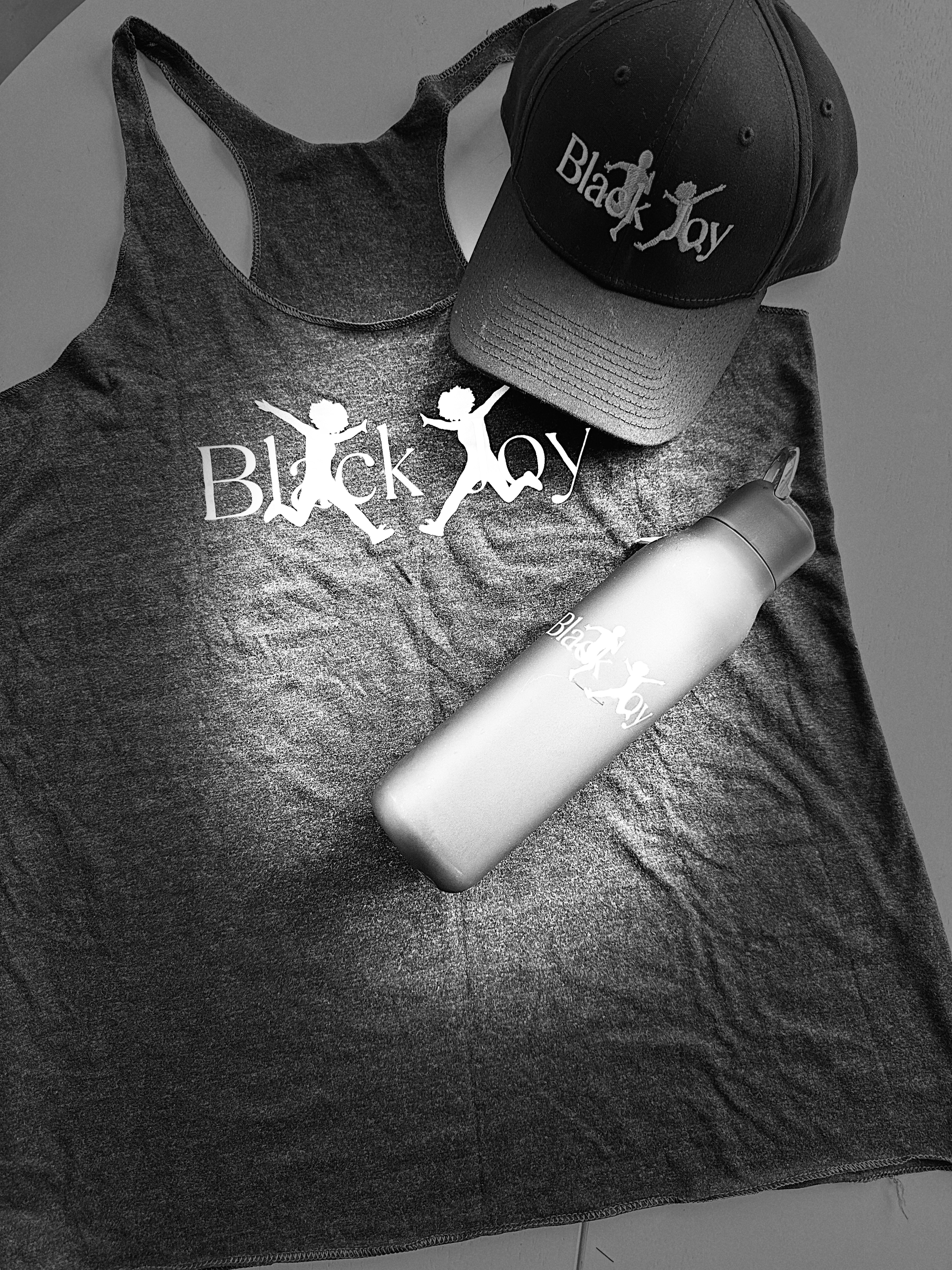 Raceback.VintageBlack.Hat.Bottle.UpTop.png