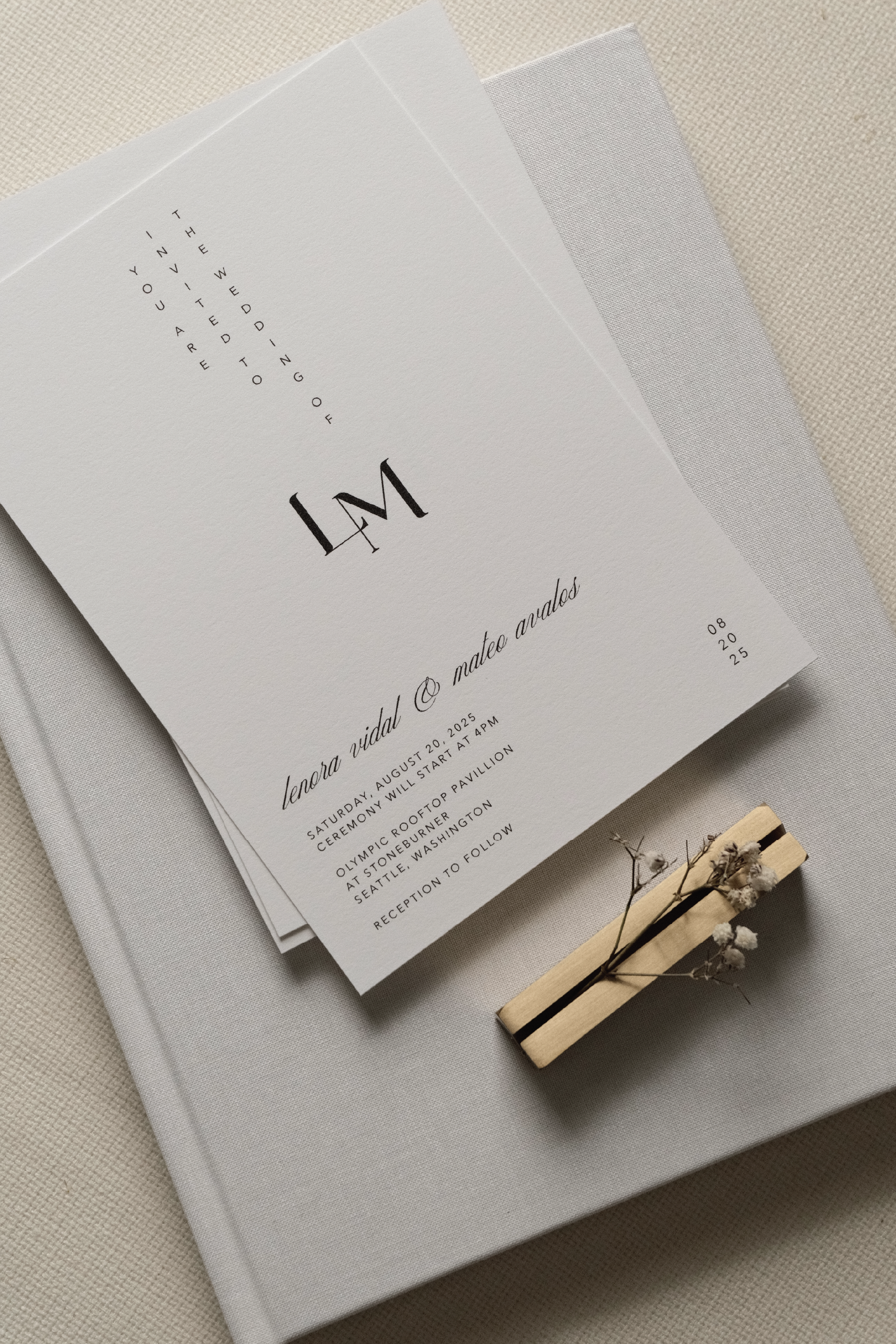 The Heirloom Wedding Invitation (5-Piece Suite)