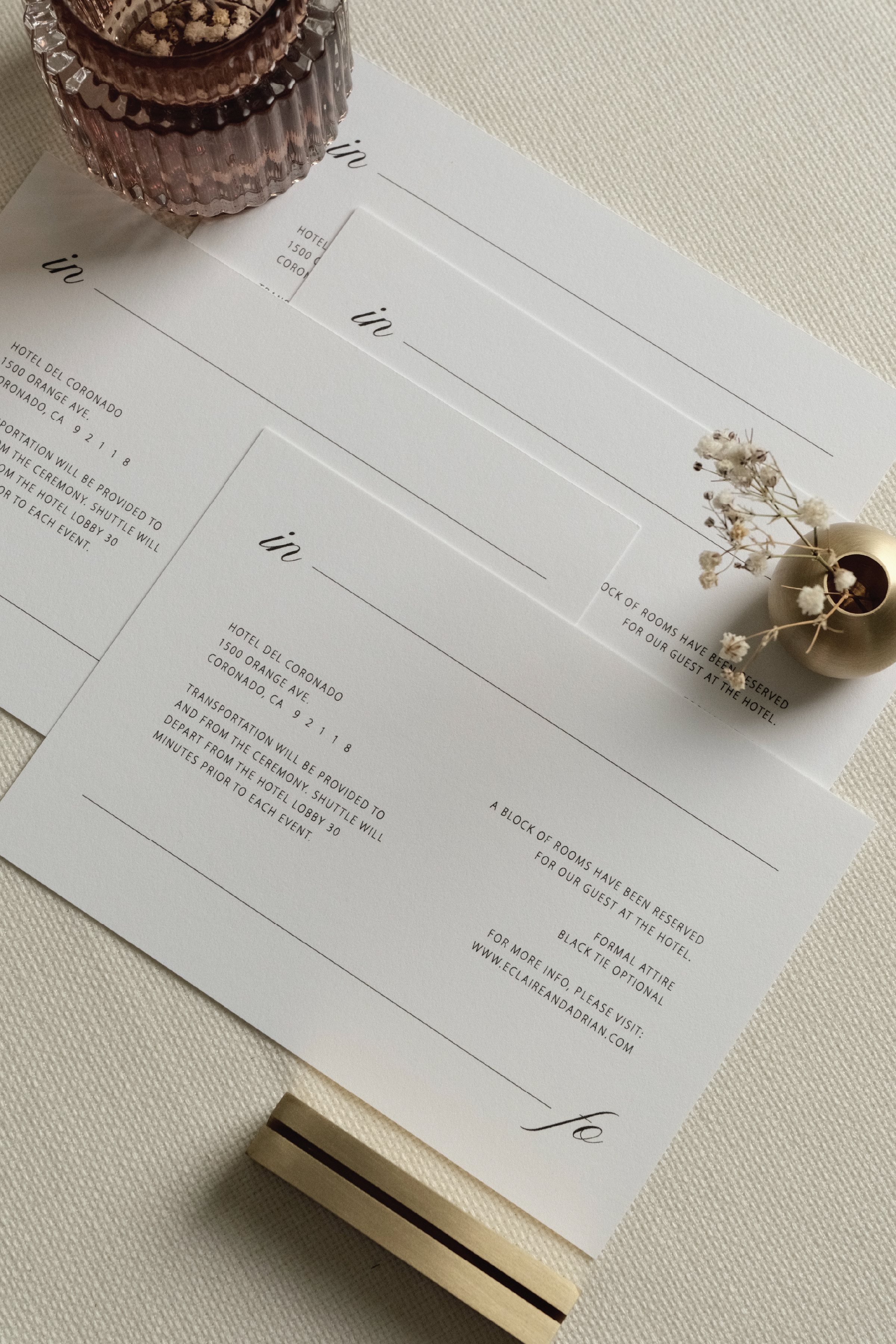classic-modern-wedding-details-card