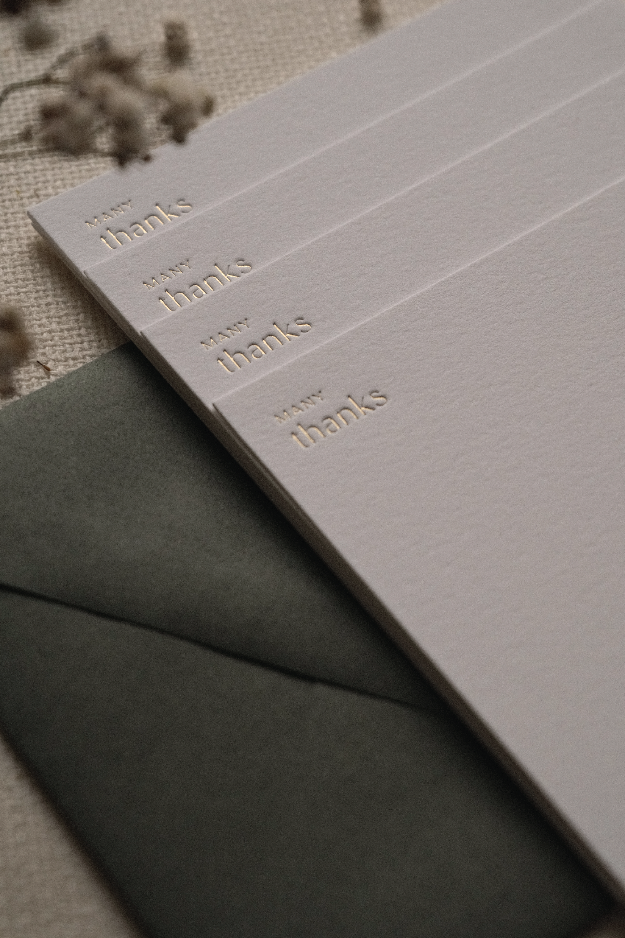 Many thanks note cards and envelopes.png