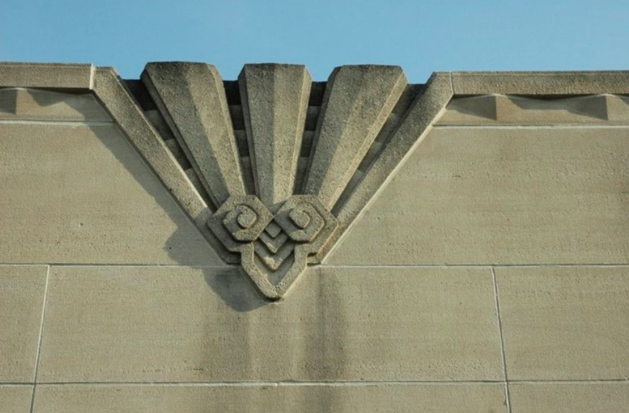Looking up College Avenue