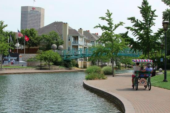 Next to the Water, Brandon Lott