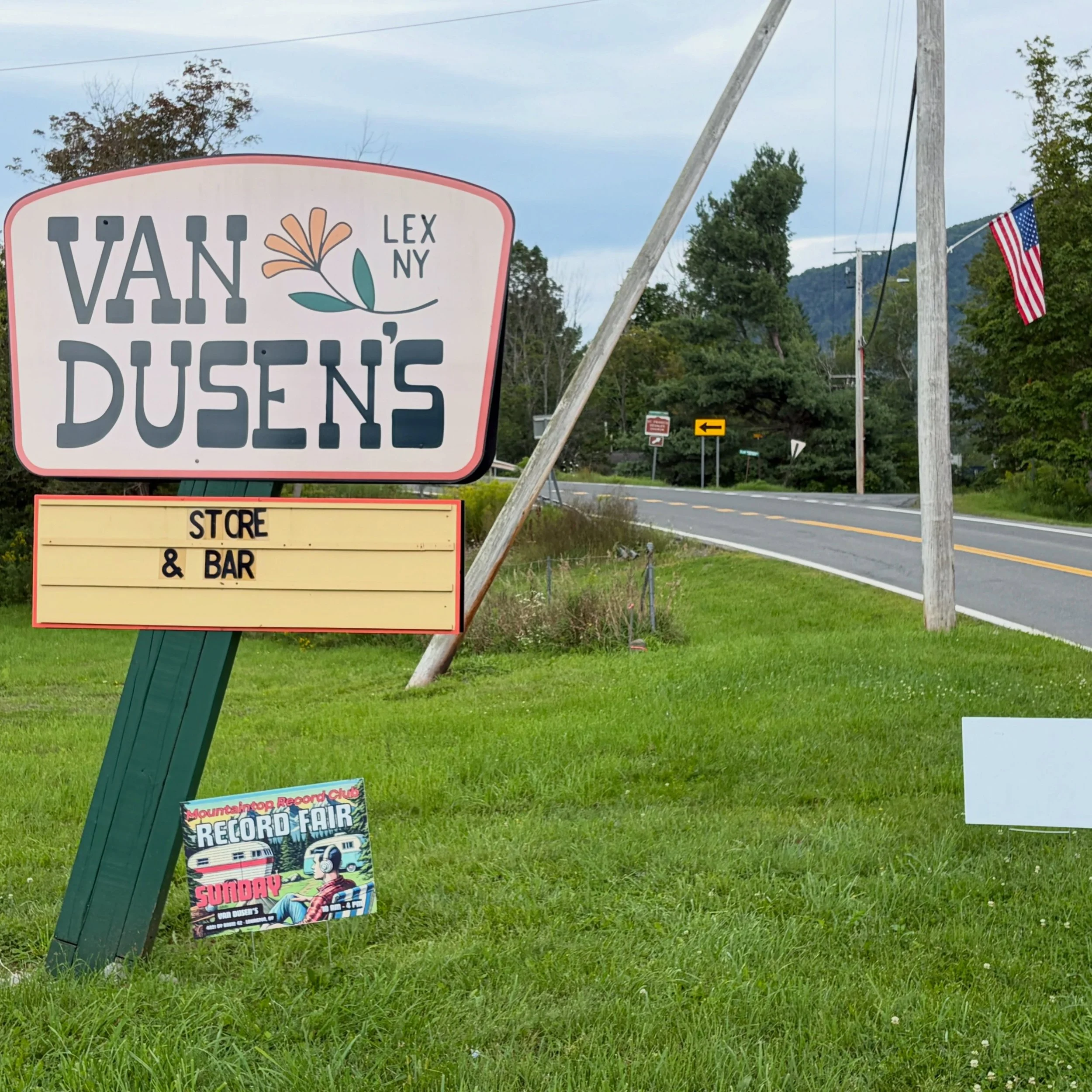 One week away! Sunday Sept 6th. Look for the signs #RecordCollector, #RecordFair, #VinylFair, #UsedVinyl, #RecordShow @sweetsiderecords @round_about_recordsrlm @sepiatonerecords @basement32records