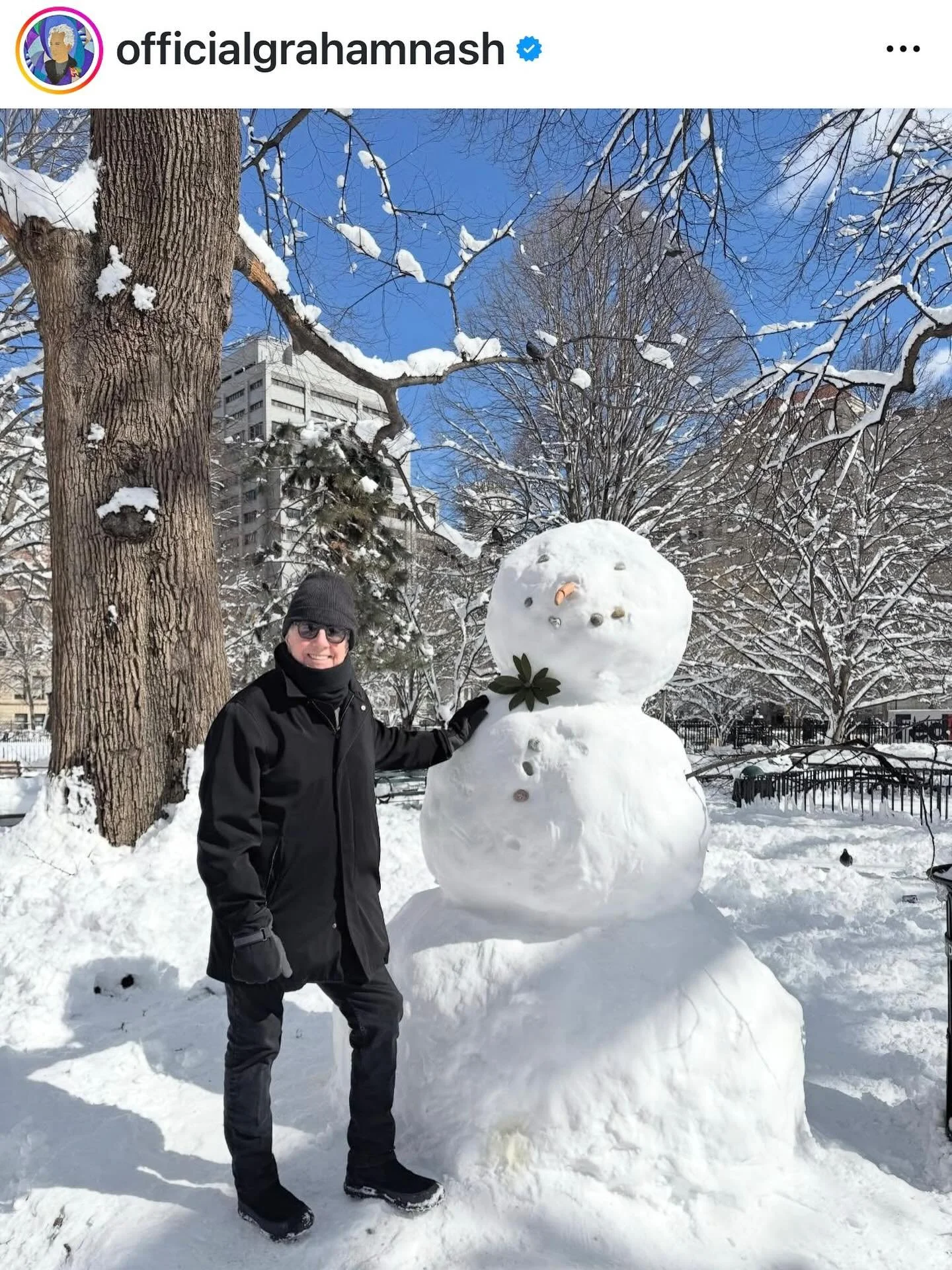 Someone loves our beloved gem of a park as much as we all do! 
Hi neighbor @officialgrahamnash 👋 
We support your go for a walk campaign-get outside and move!

Neighbors, hope you get a chance to head to the park today- snow people, frosted trees an