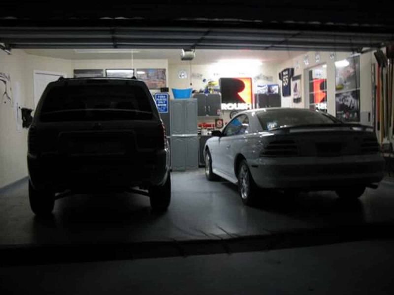 04-Garage-Door-Mosquito-Mesh-Netting-Panels-1200.jpg